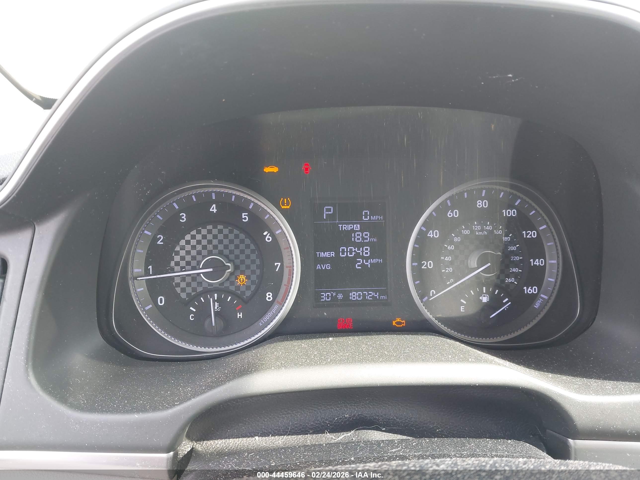 HYUNDAI ELANTRA image 7