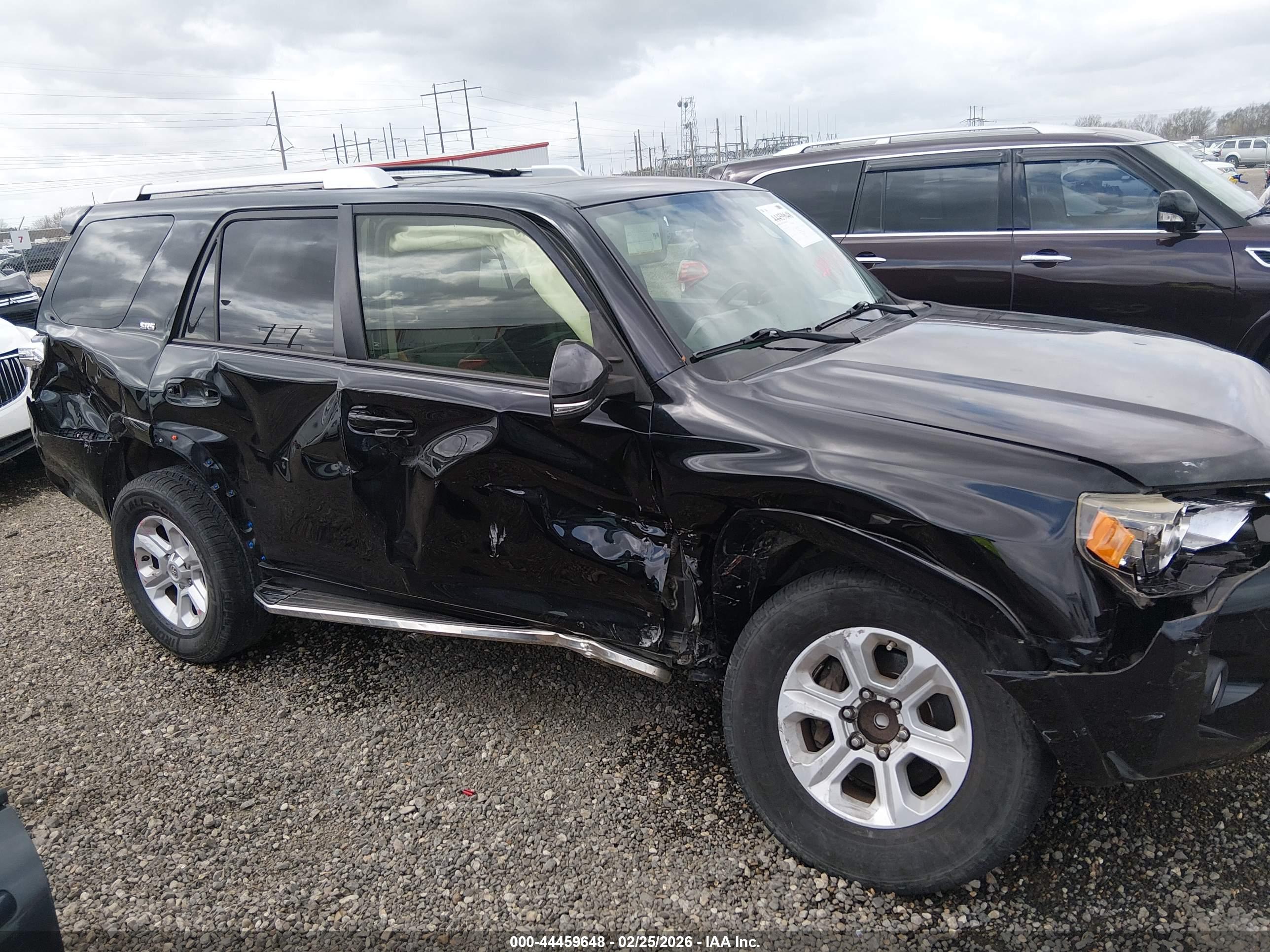 TOYOTA 4RUNNER image 6