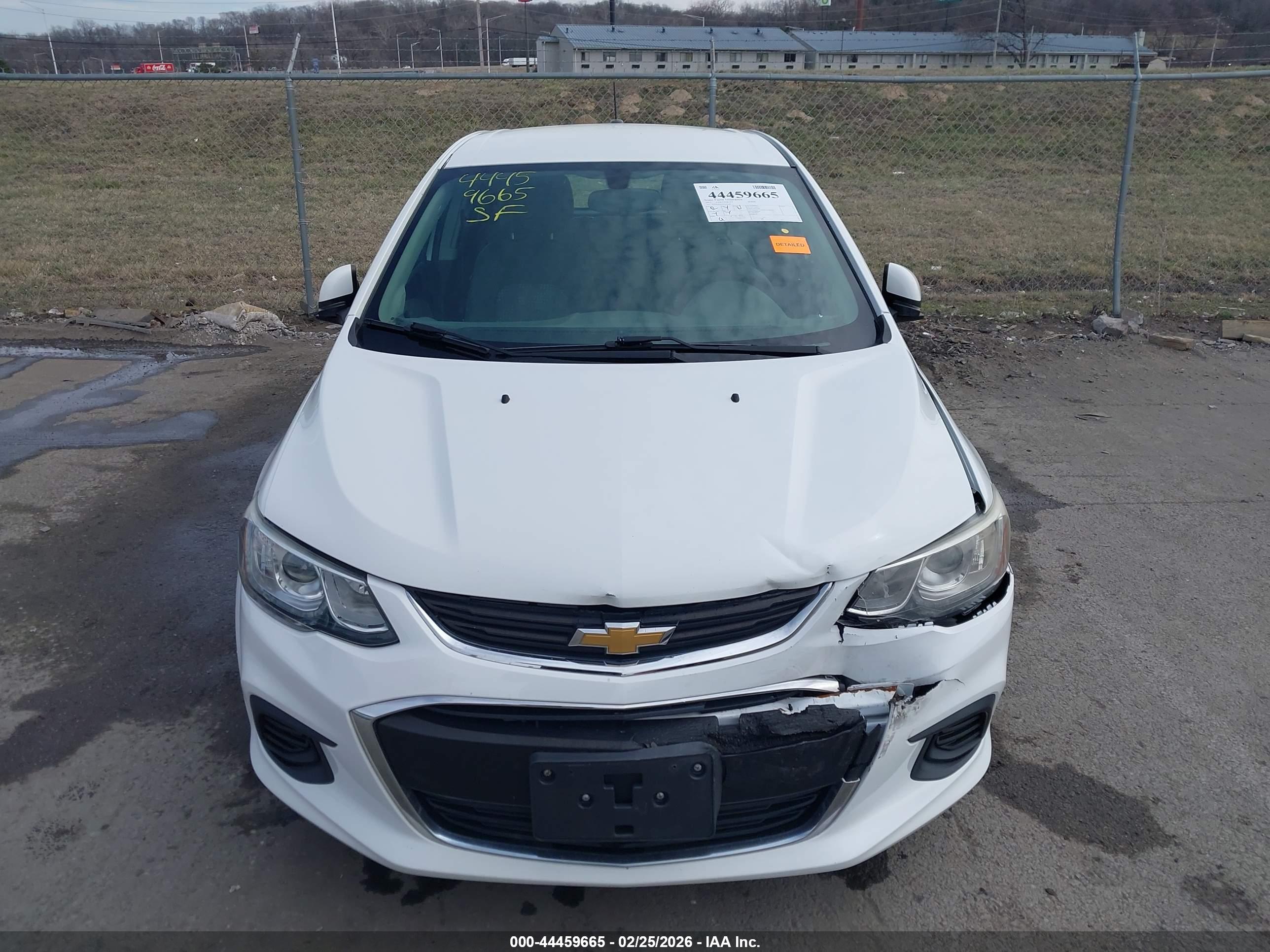 CHEVROLET SONIC image 6