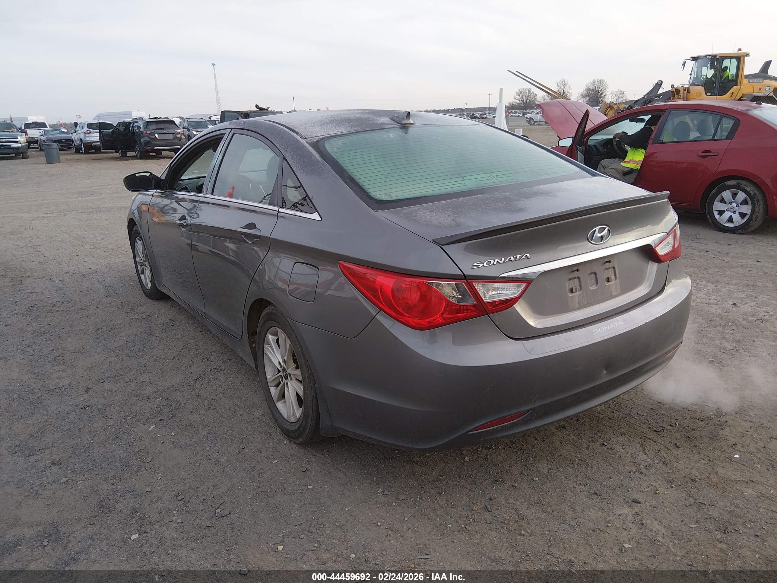 HYUNDAI SONATA image 3