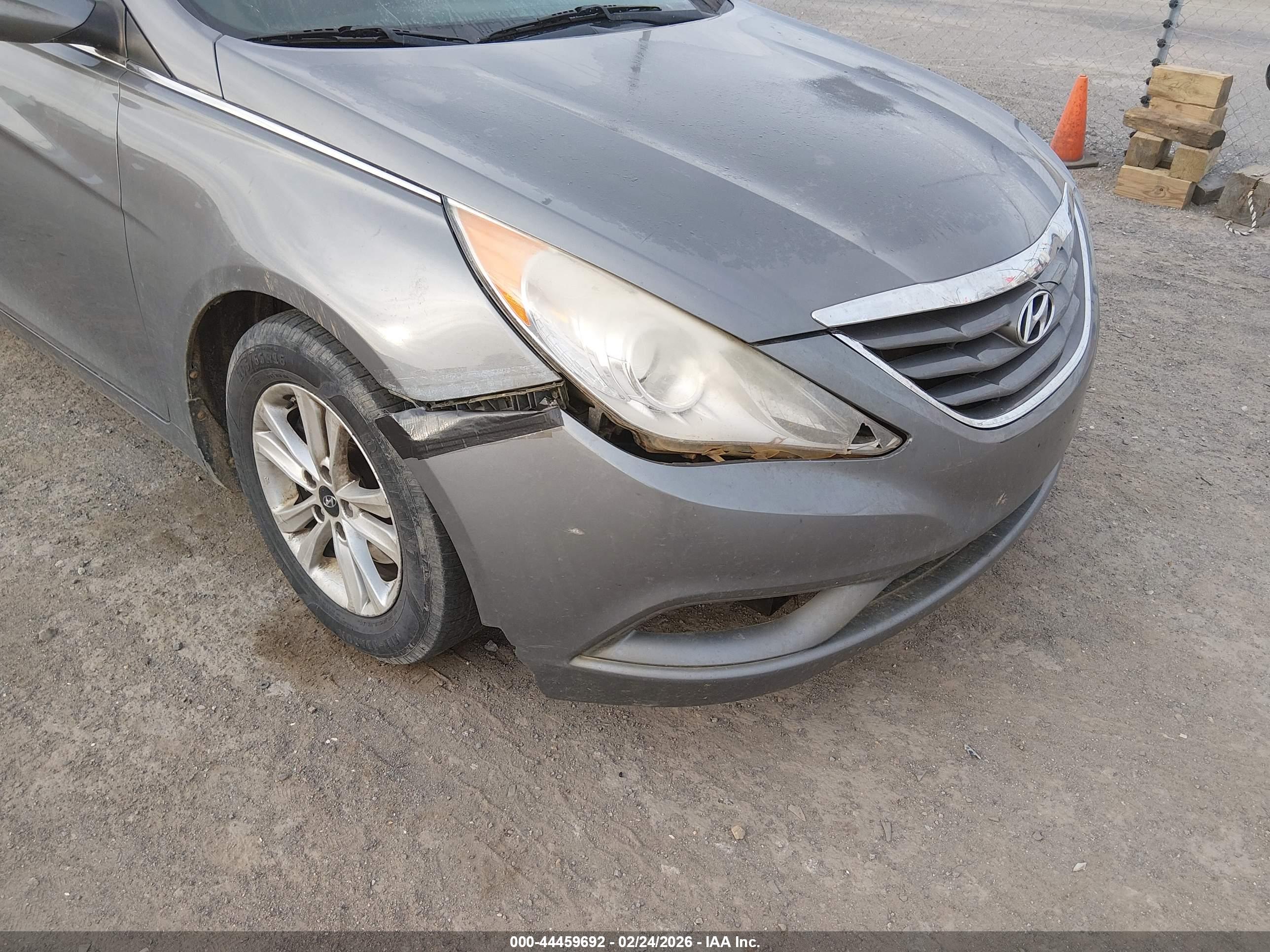 HYUNDAI SONATA image 6