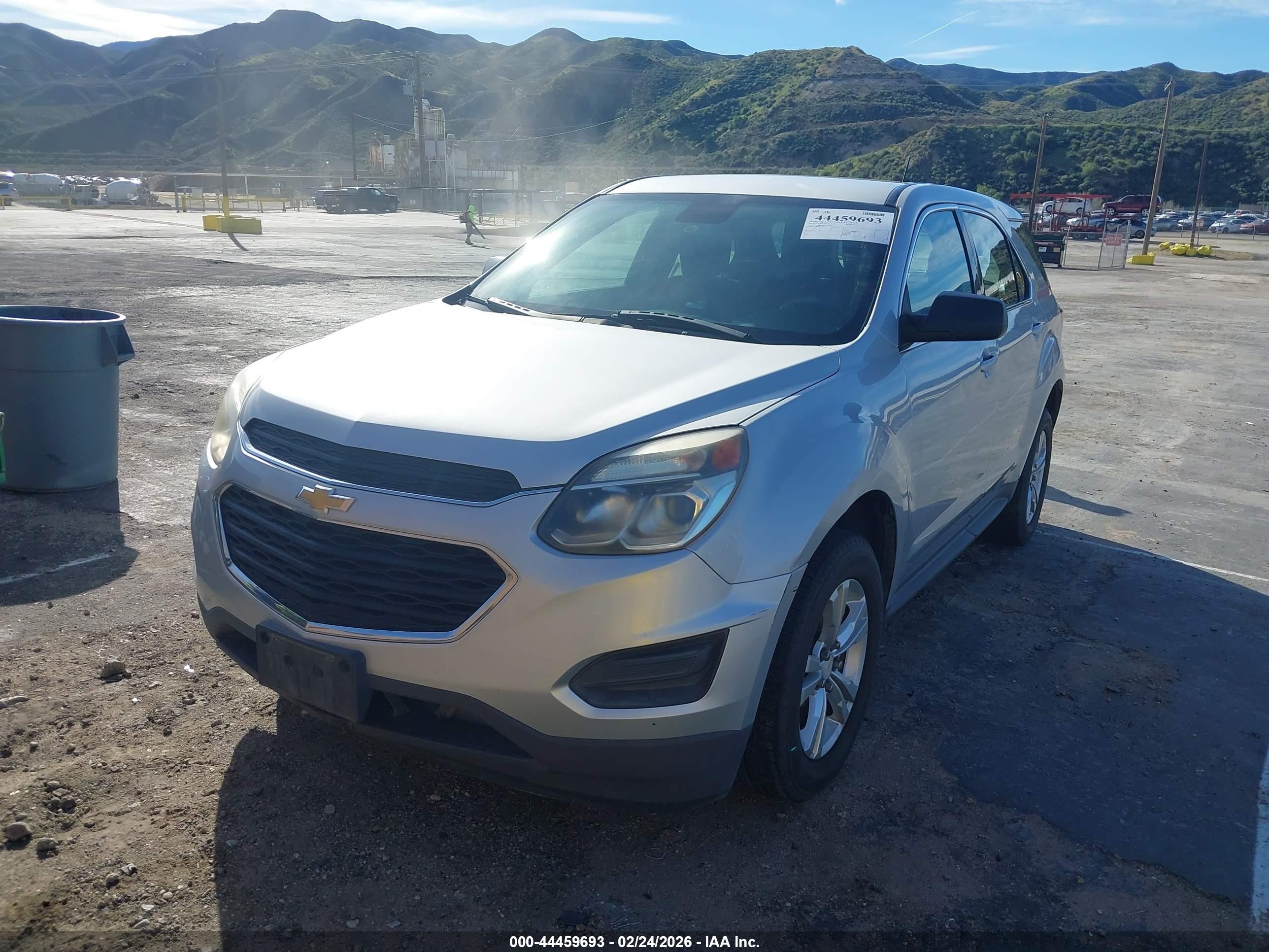 CHEVROLET EQUINOX image 2