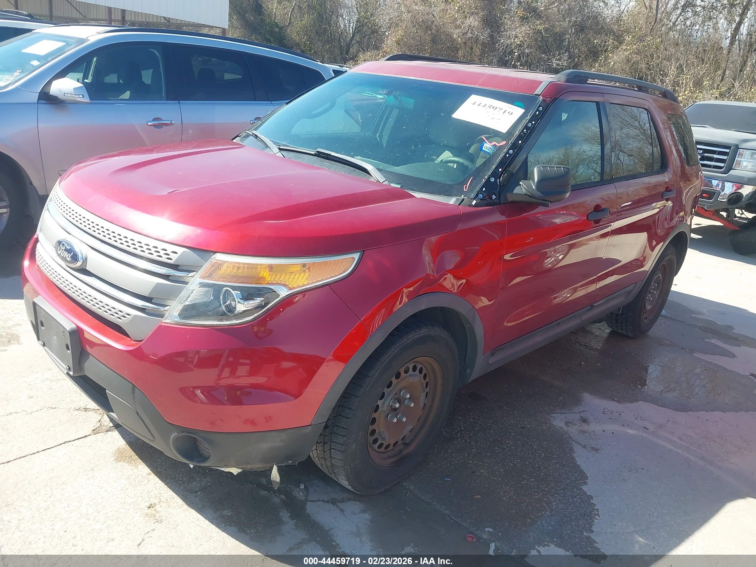 FORD EXPLORER image 2