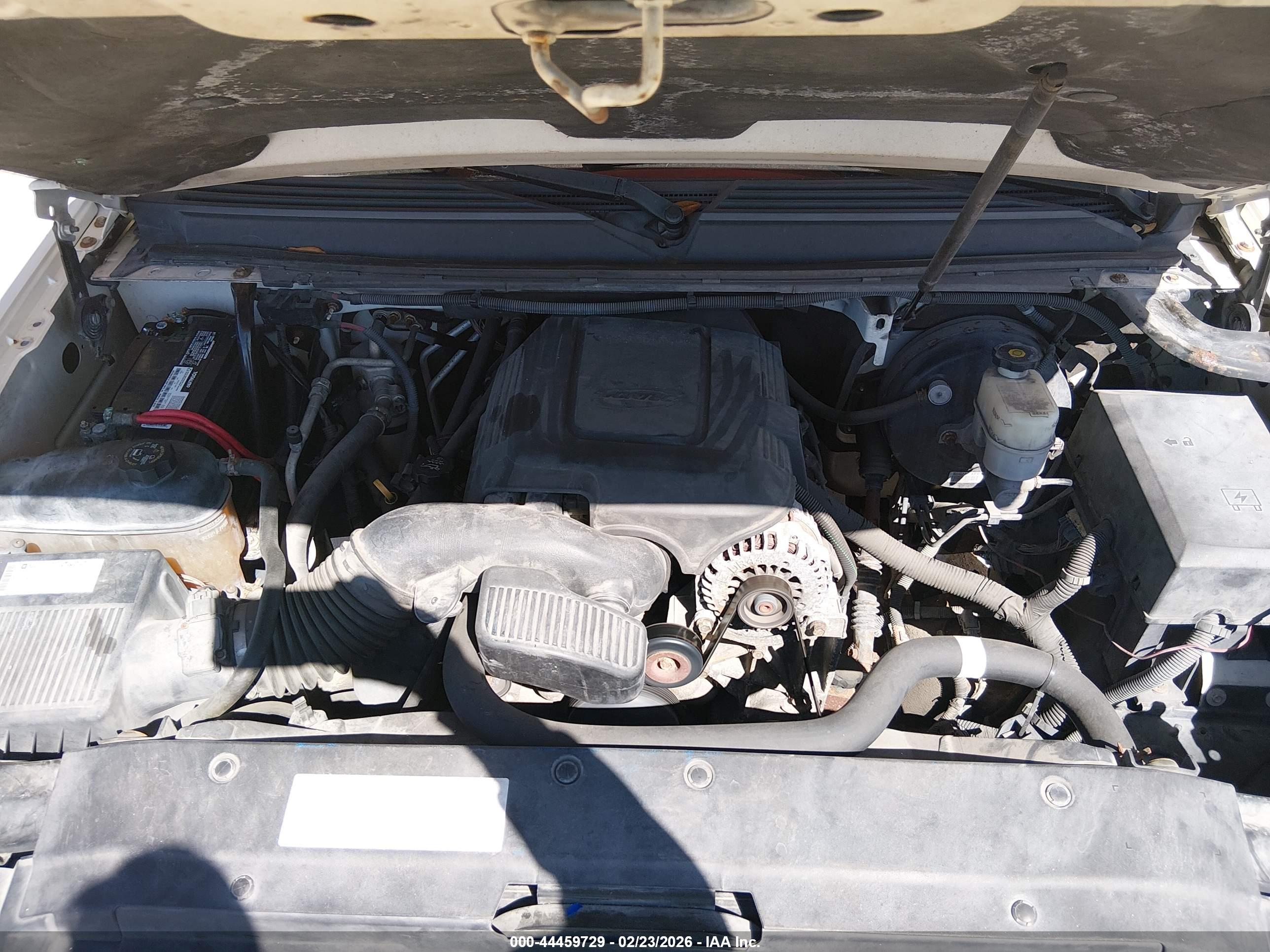 CHEVROLET TAHOE image 10