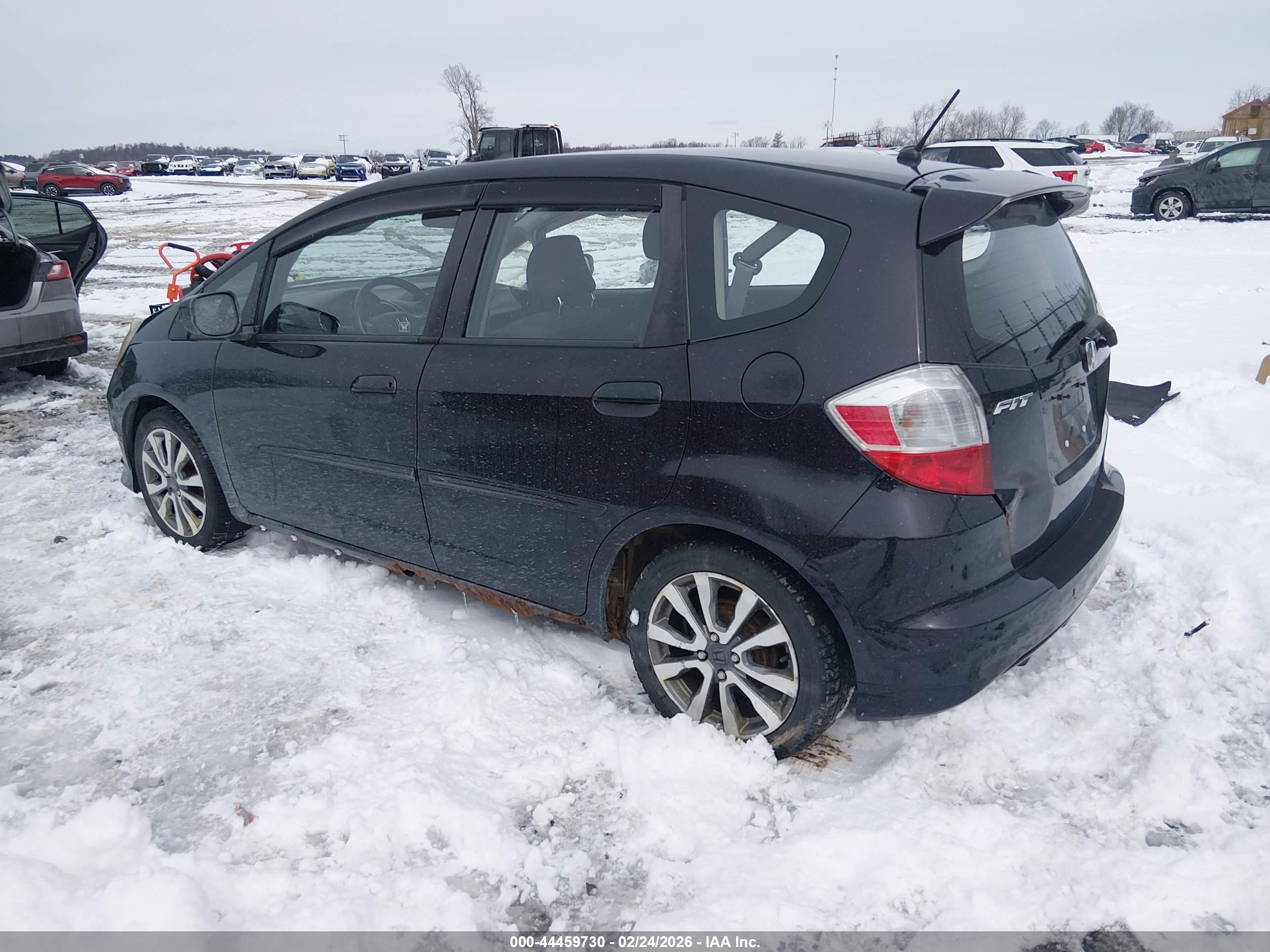 HONDA FIT image 3