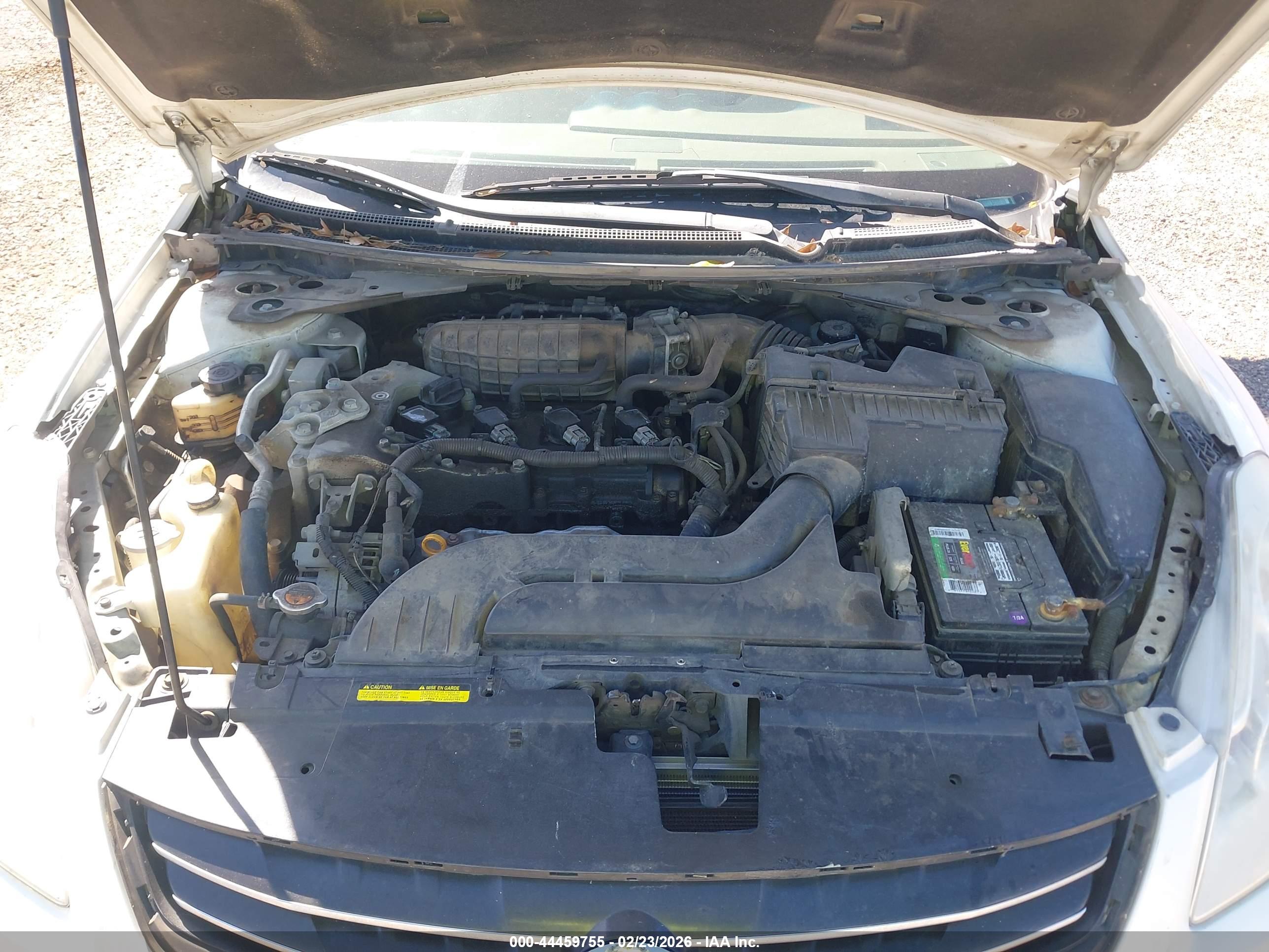 NISSAN ALTIMA image 10