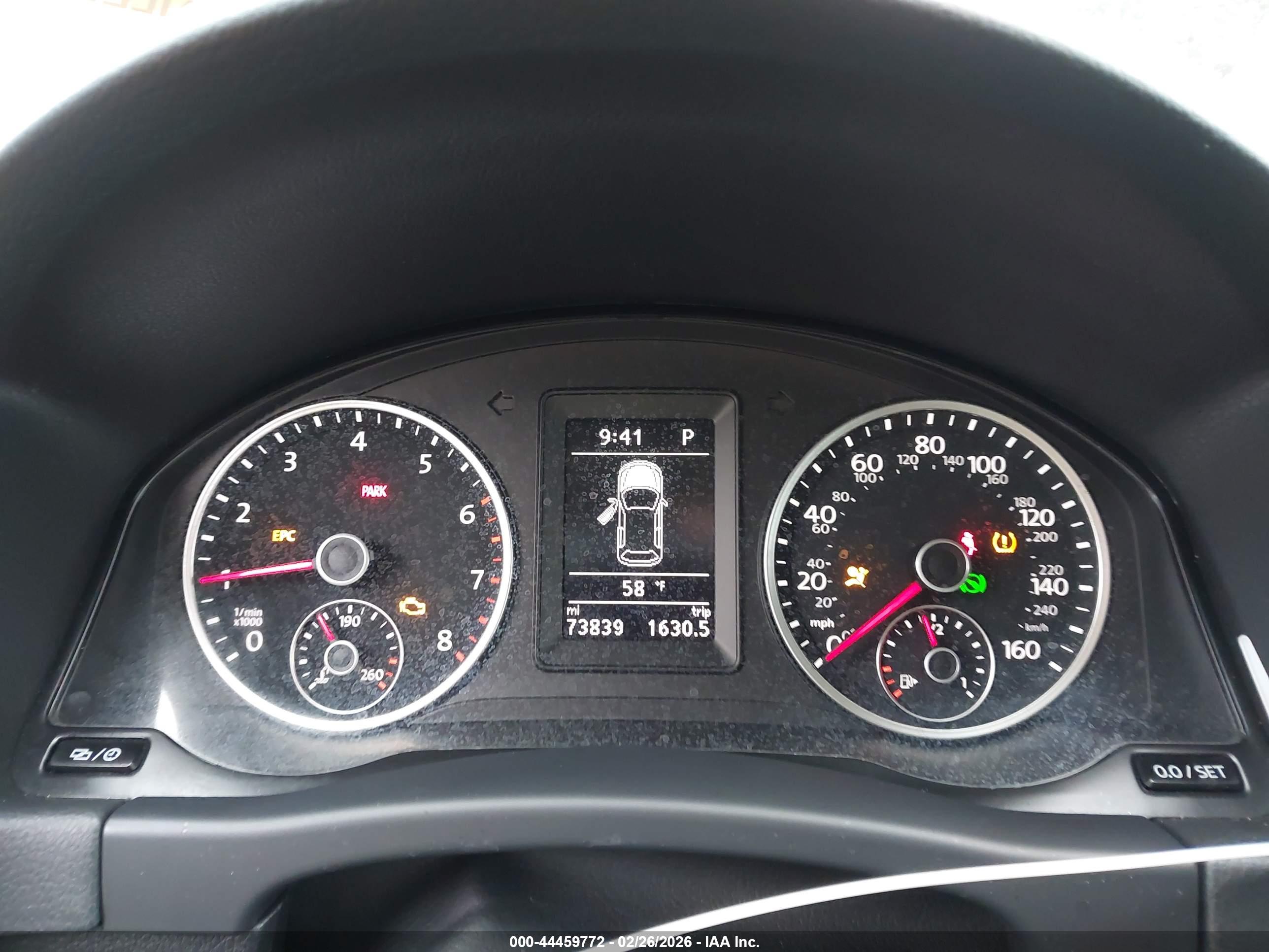 VOLKSWAGEN TIGUAN image 7