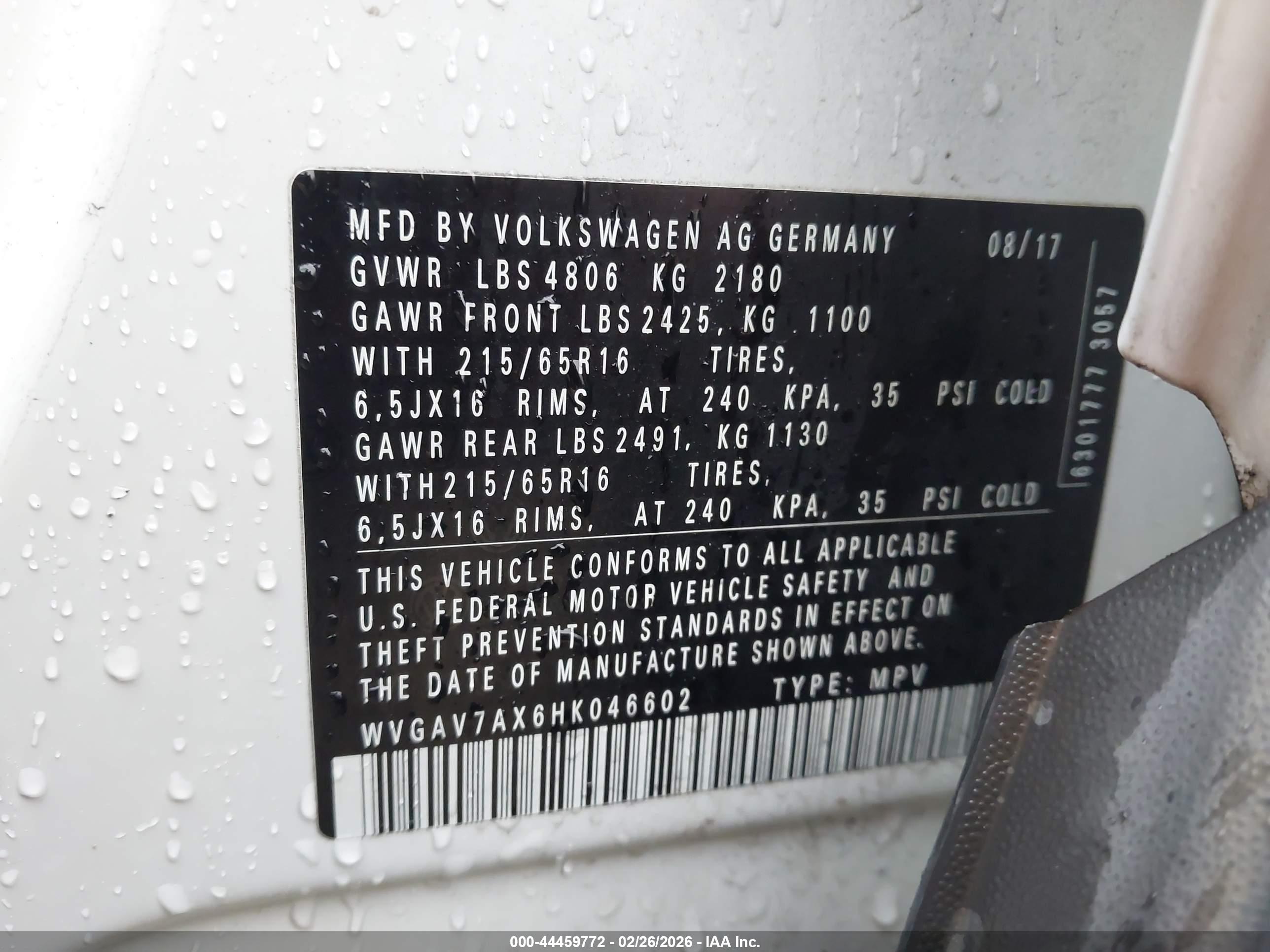 VOLKSWAGEN TIGUAN image 9