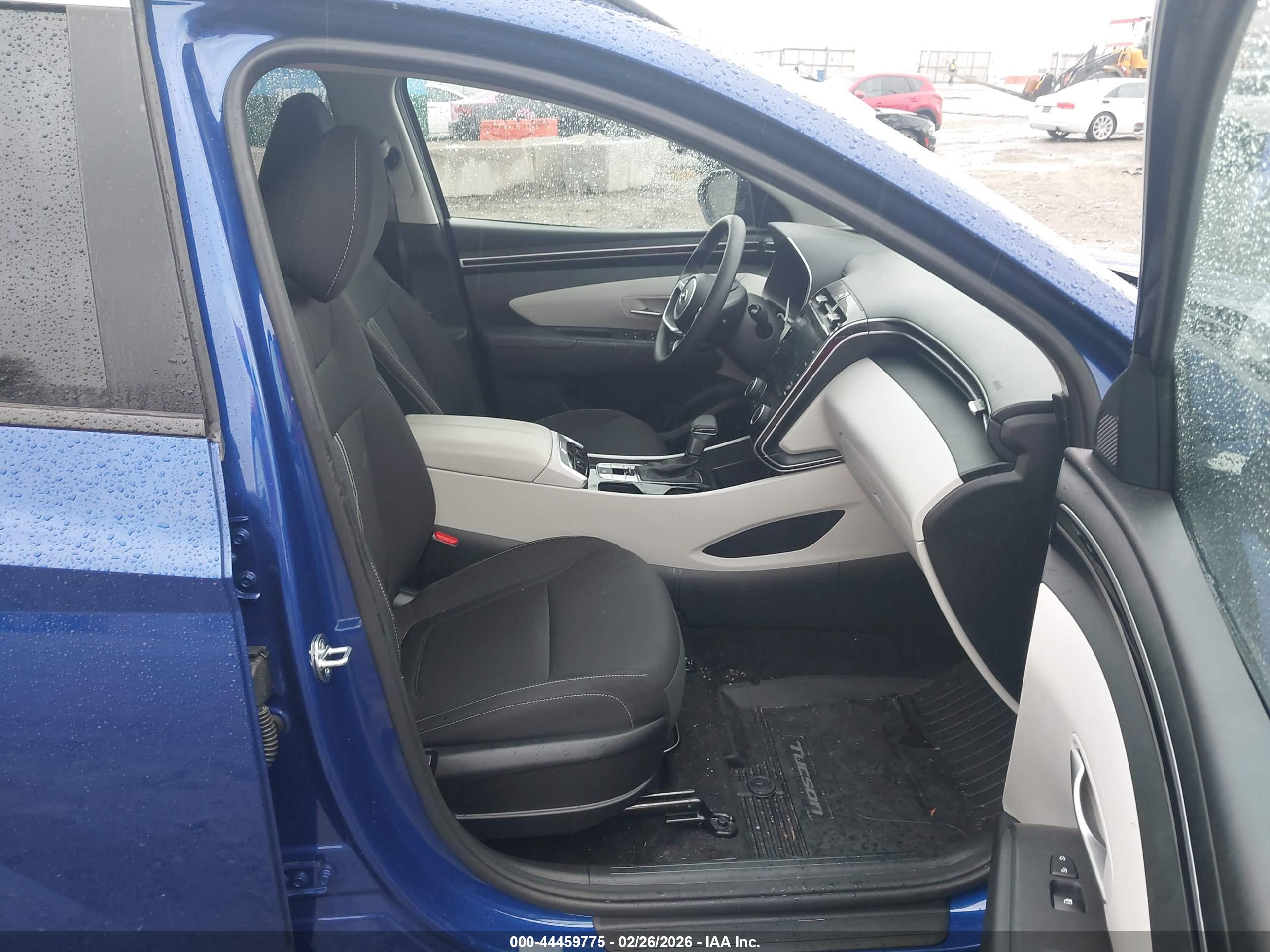 HYUNDAI TUCSON image 5