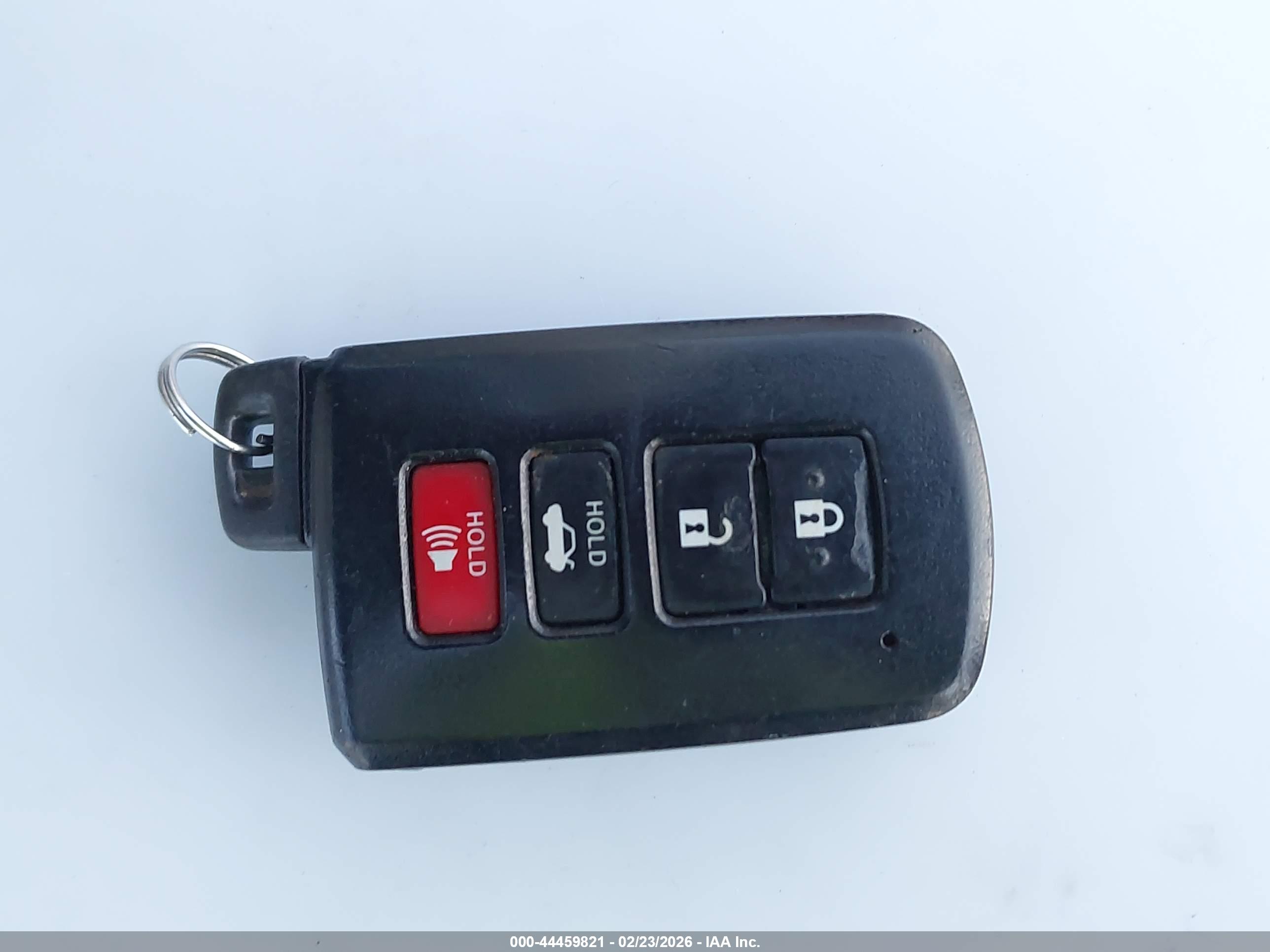 TOYOTA AVALON image 11
