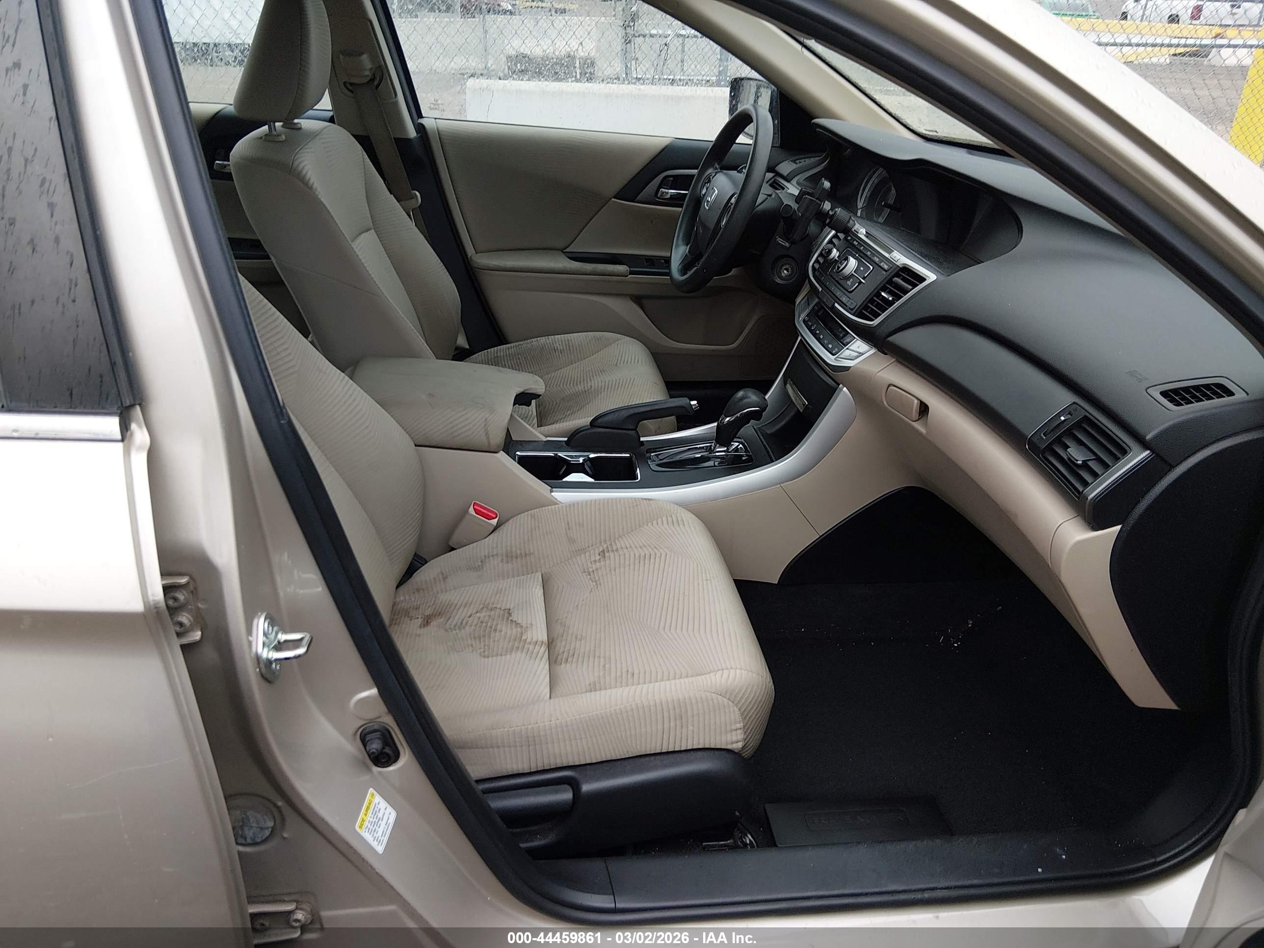 HONDA ACCORD image 5