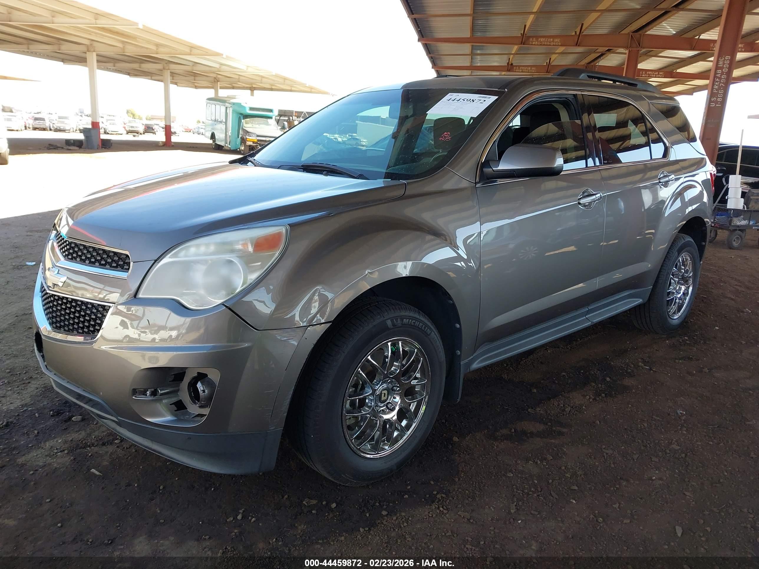 CHEVROLET EQUINOX image 2
