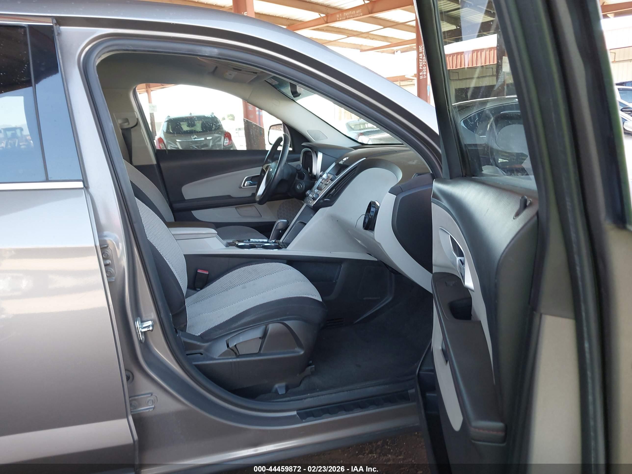 CHEVROLET EQUINOX image 5