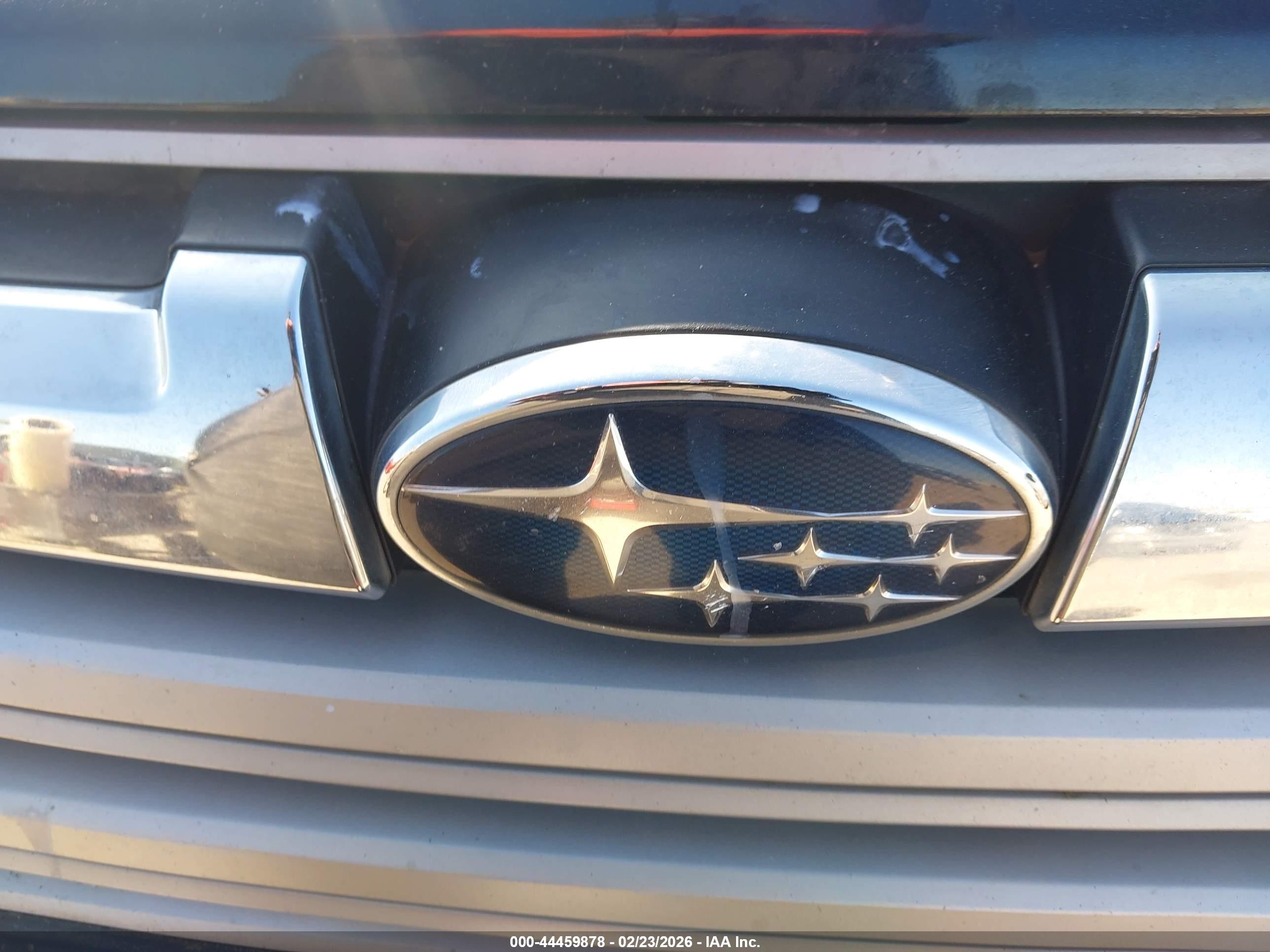 SUBARU OUTBACK image 6