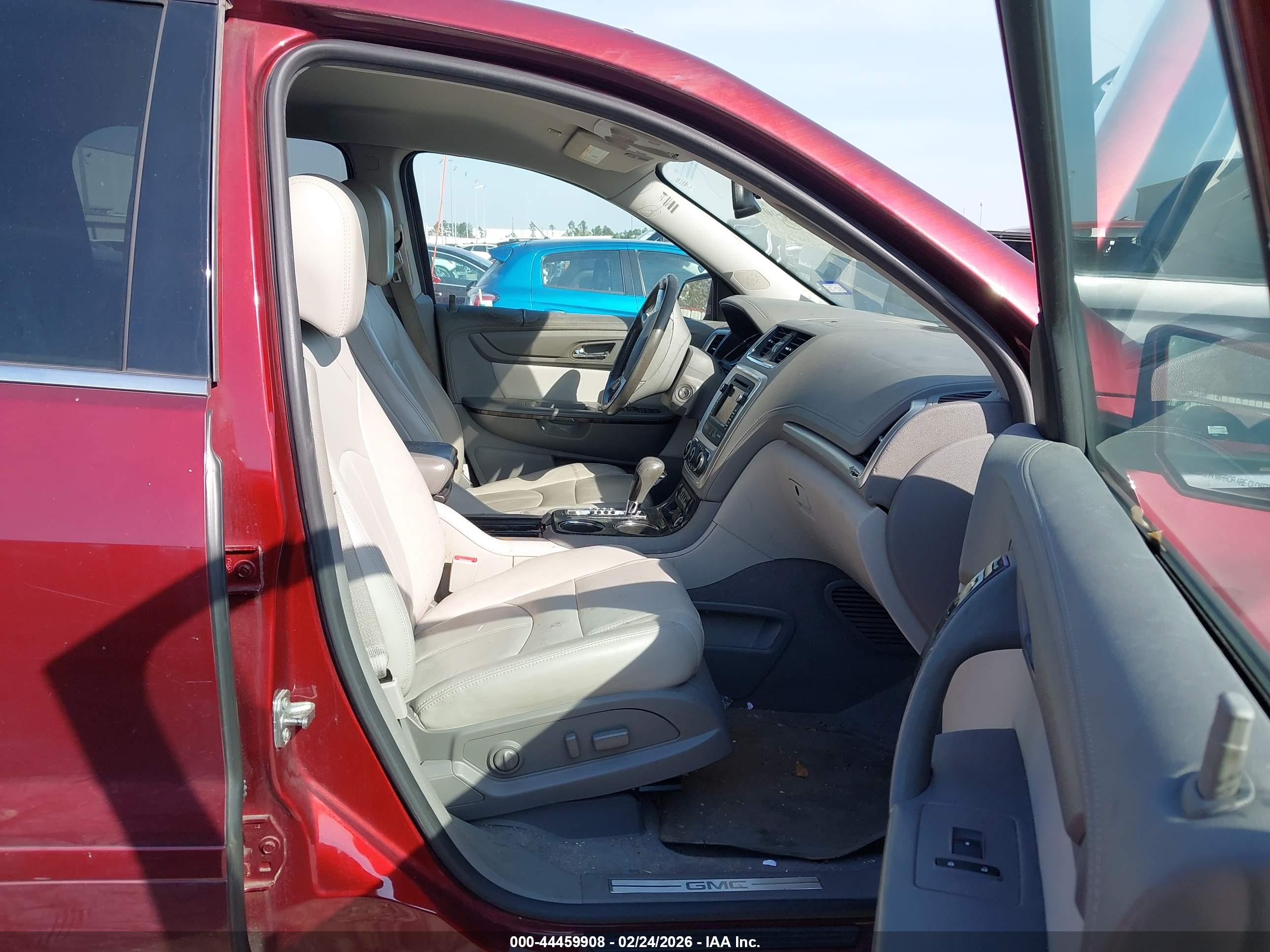 GMC ACADIA image 5