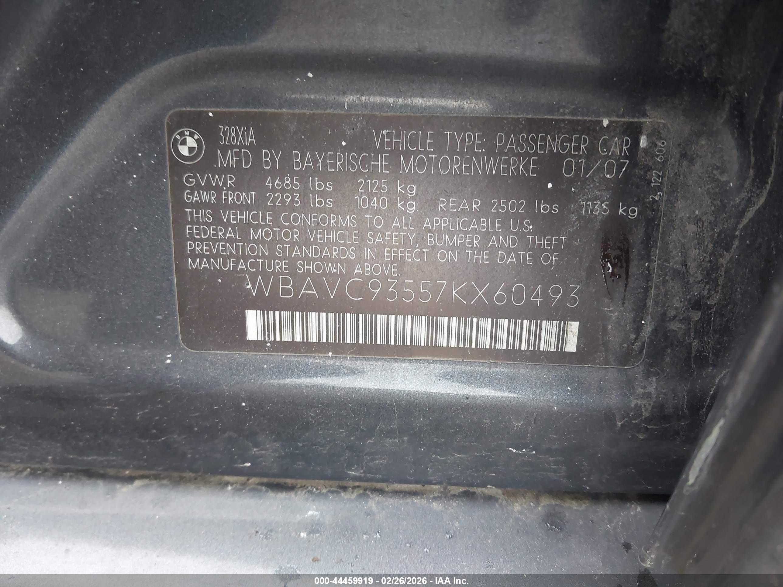 BMW 328XI image 9