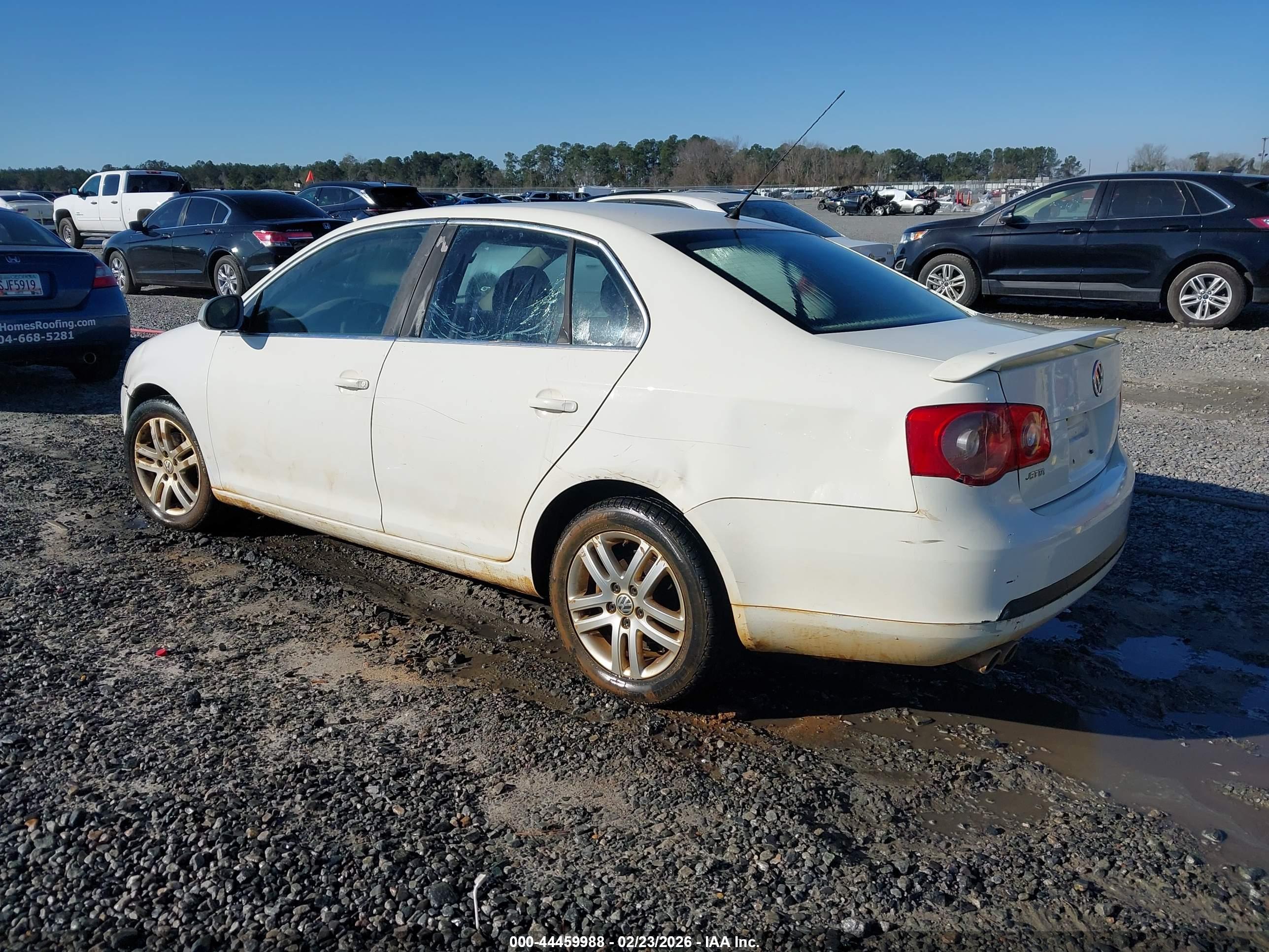 VOLKSWAGEN JETTA image 3