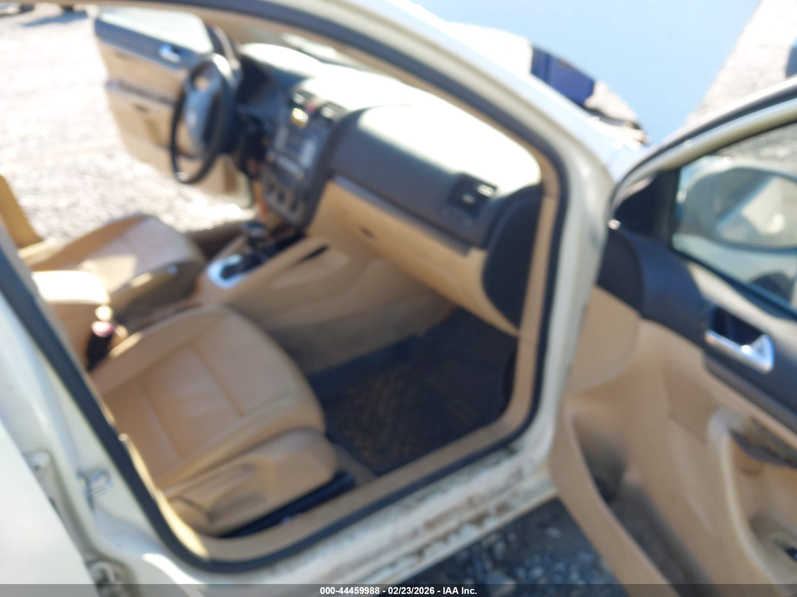 VOLKSWAGEN JETTA image 5