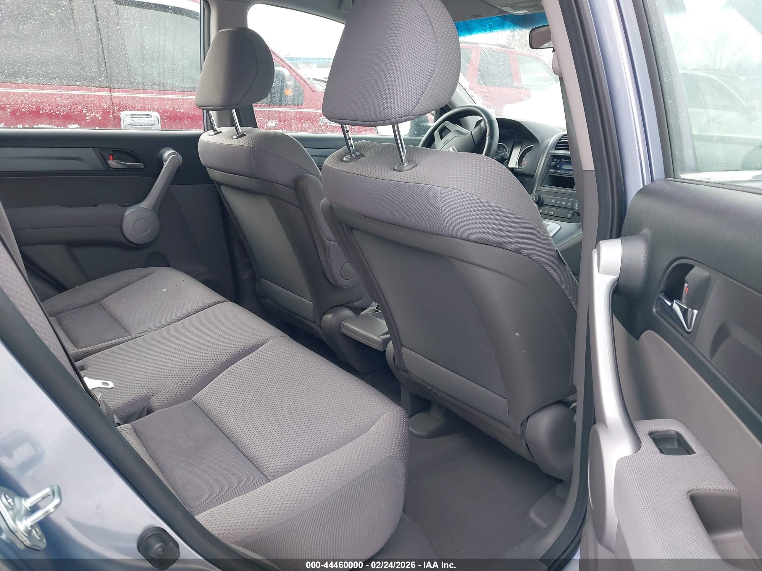 HONDA CR-V image 8