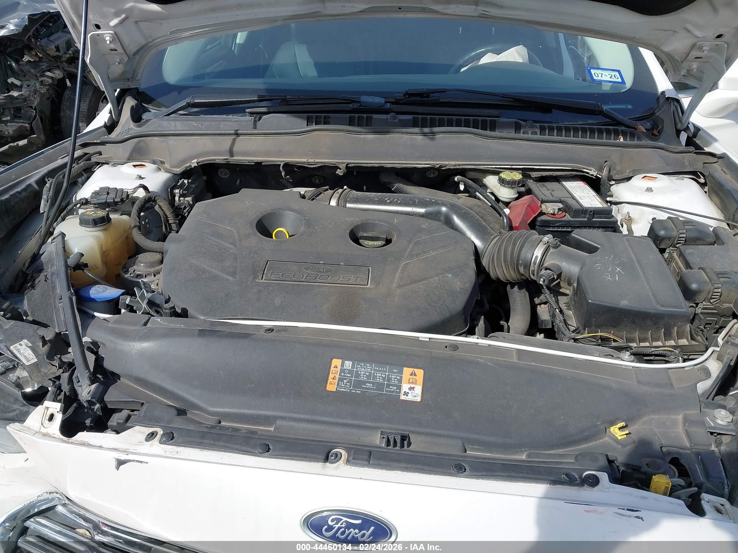 FORD FUSION image 10