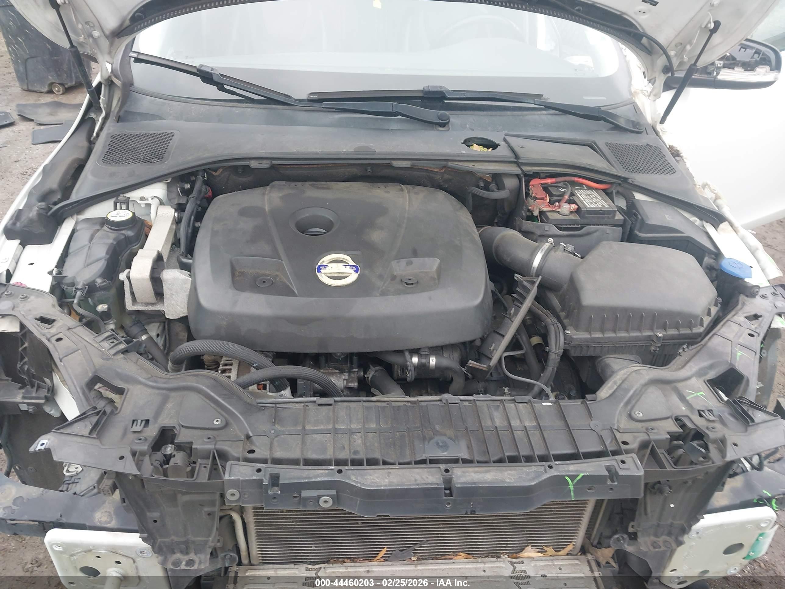 VOLVO S60 image 10
