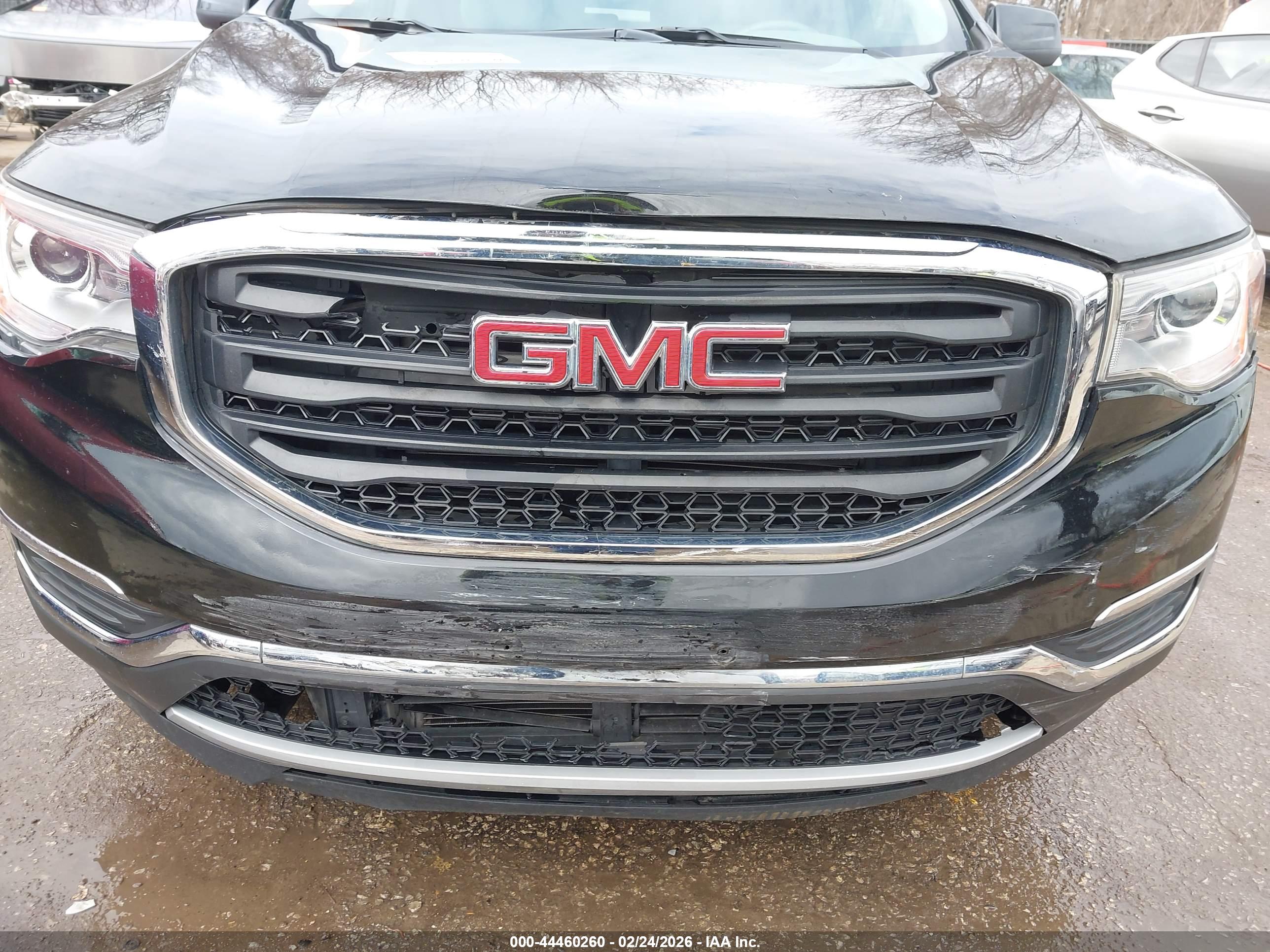 GMC ACADIA image 6