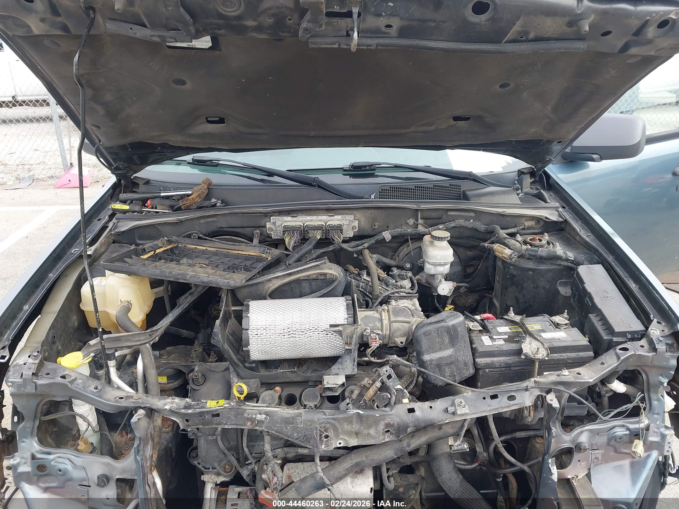 FORD ESCAPE image 10