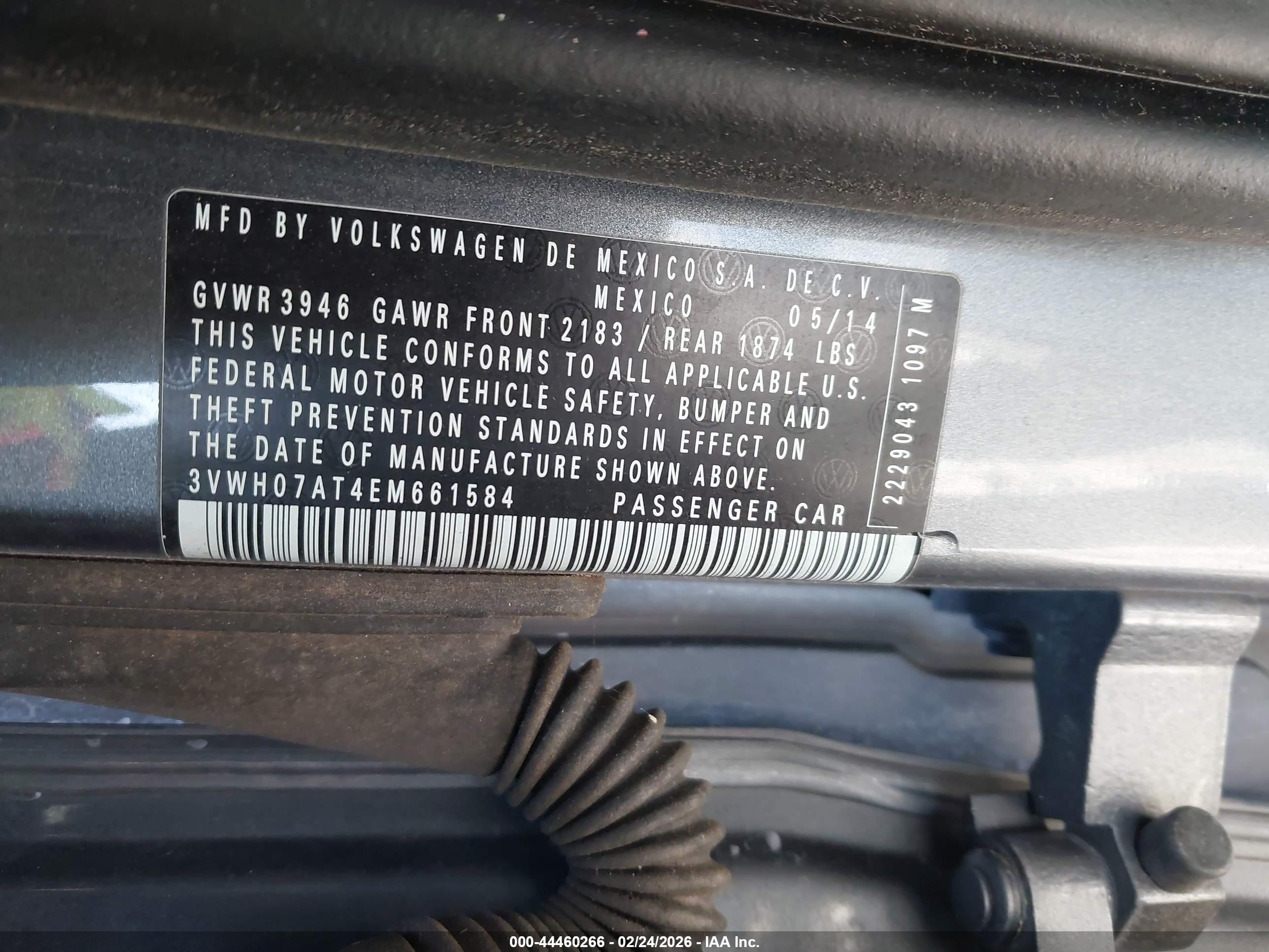 VOLKSWAGEN BEETLE image 9
