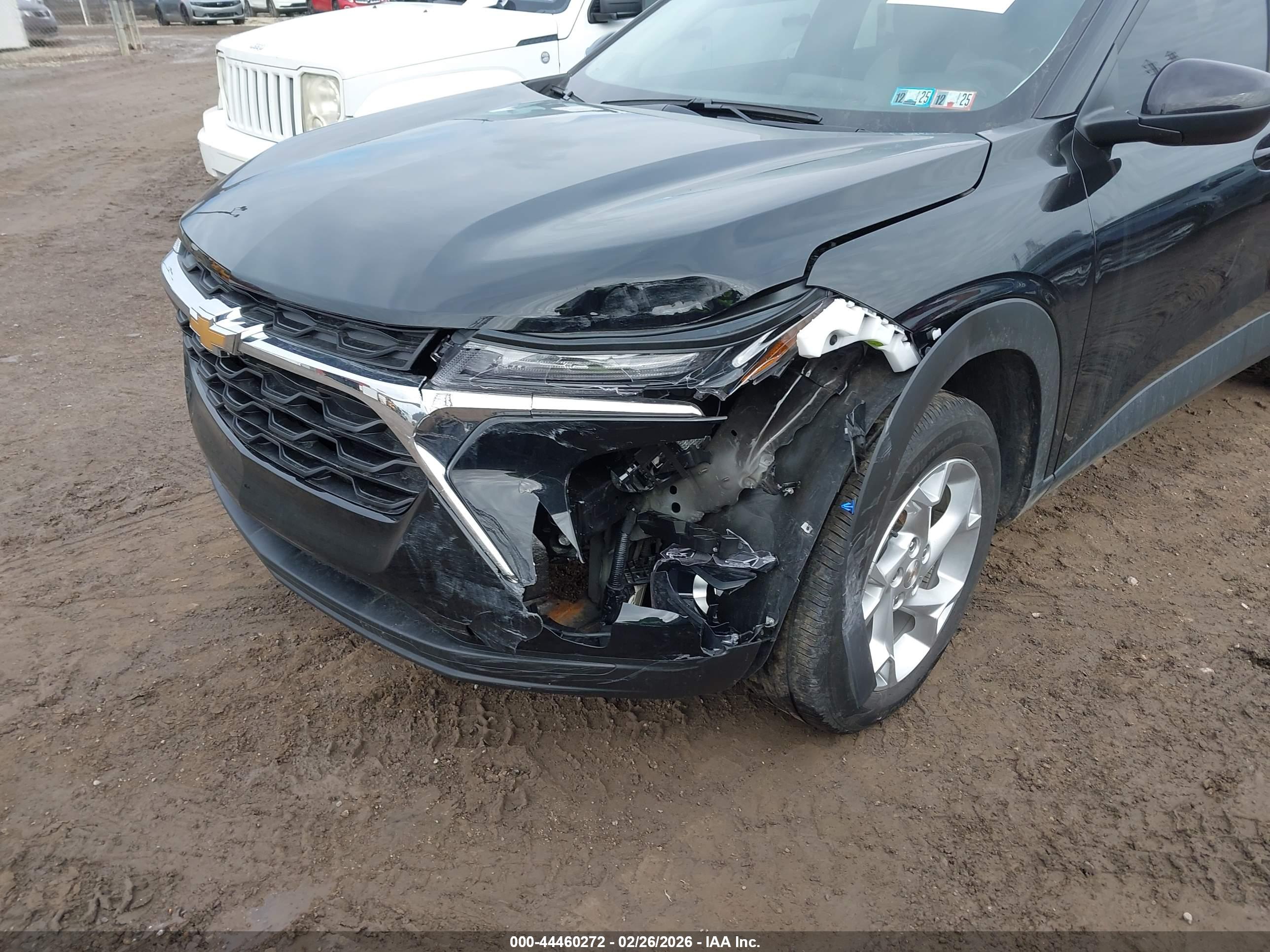CHEVROLET TRAX image 6