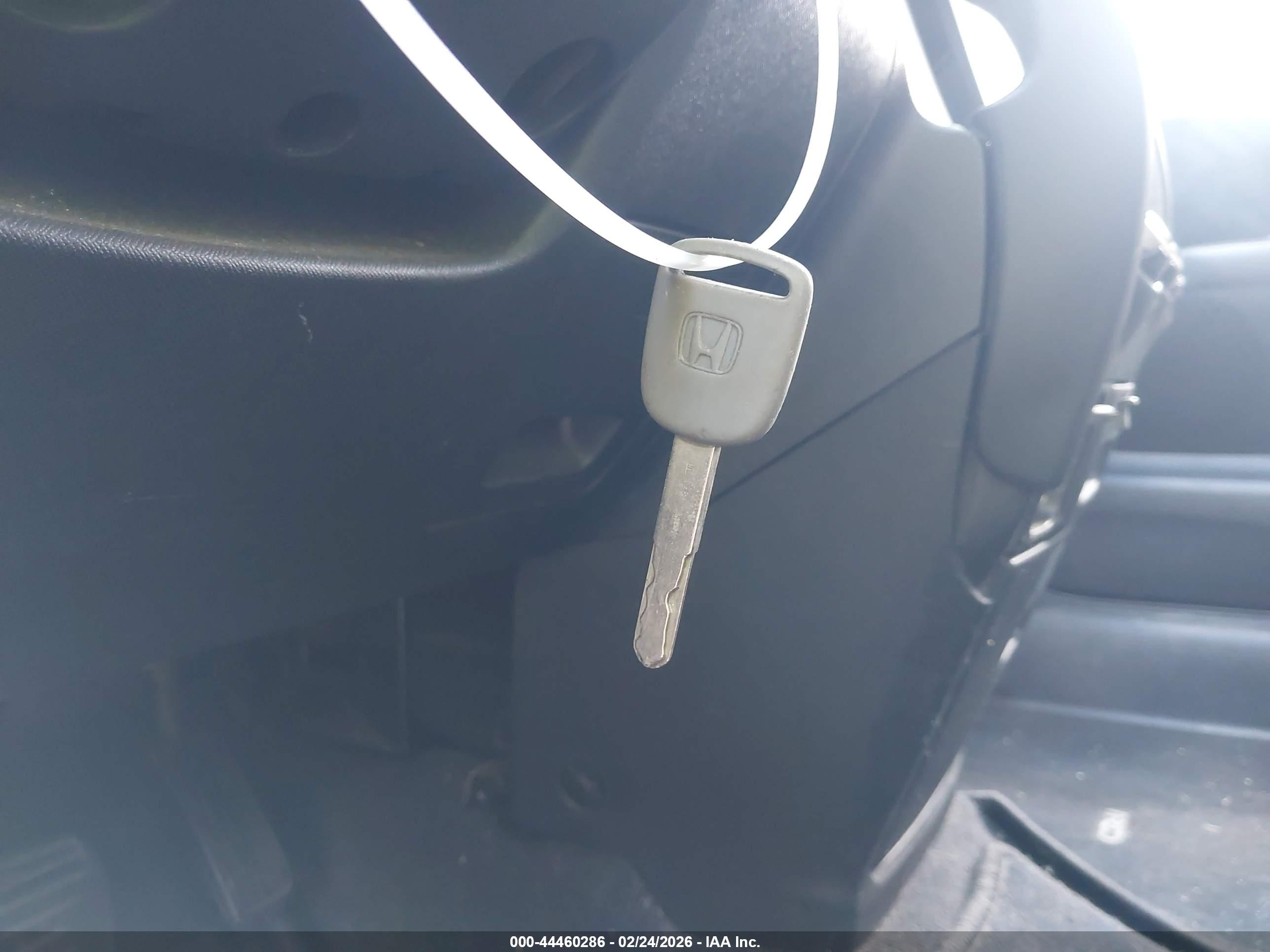 HONDA CR-V image 11