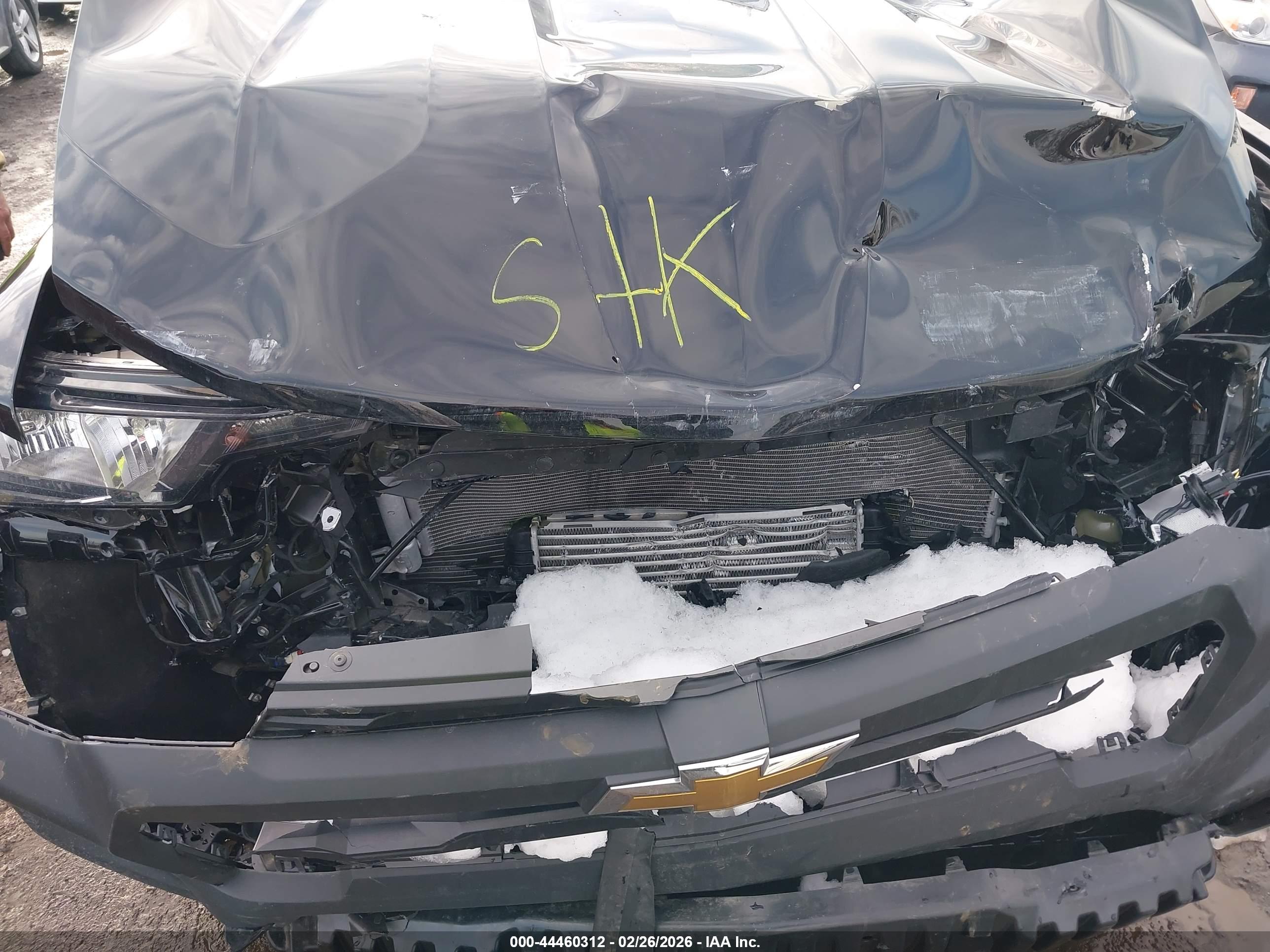 CHEVROLET COLORADO image 10