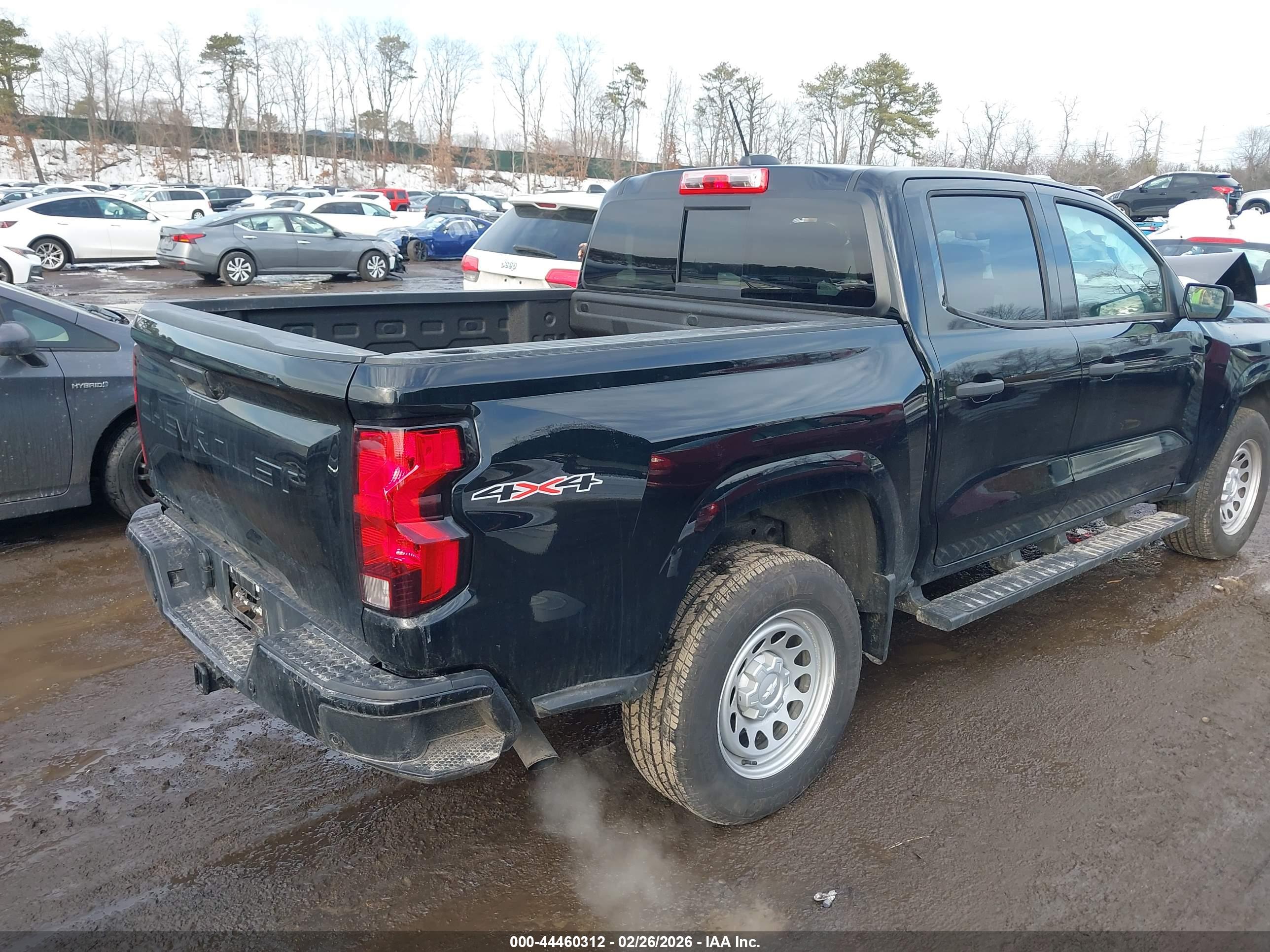 CHEVROLET COLORADO image 4