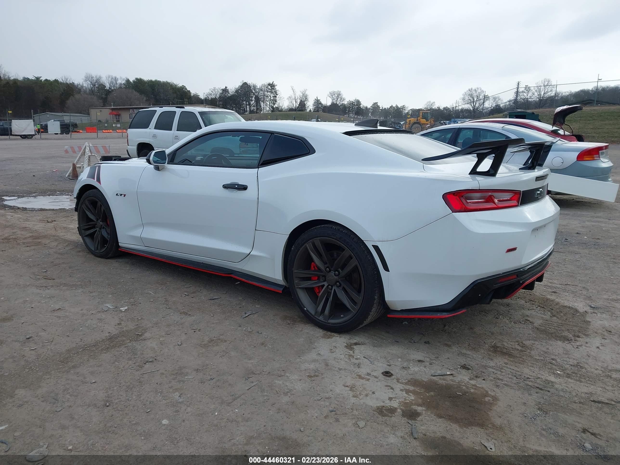 CHEVROLET CAMARO image 3