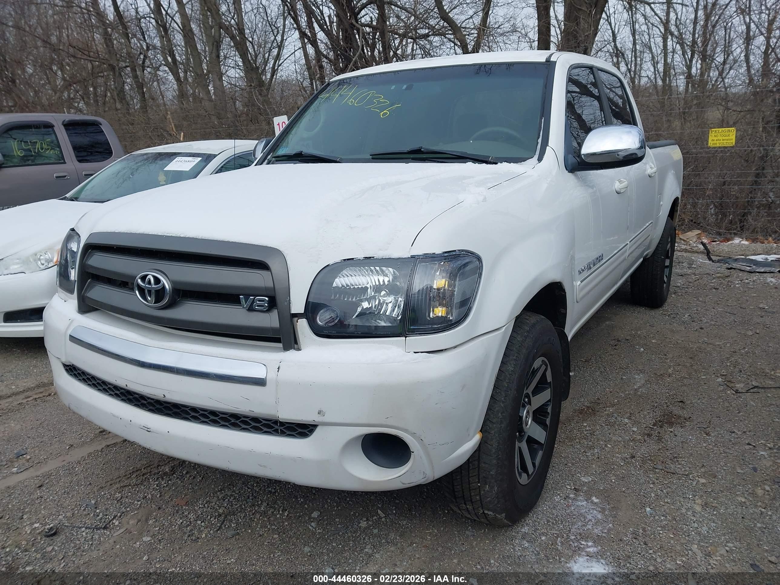 TOYOTA TUNDRA image 2