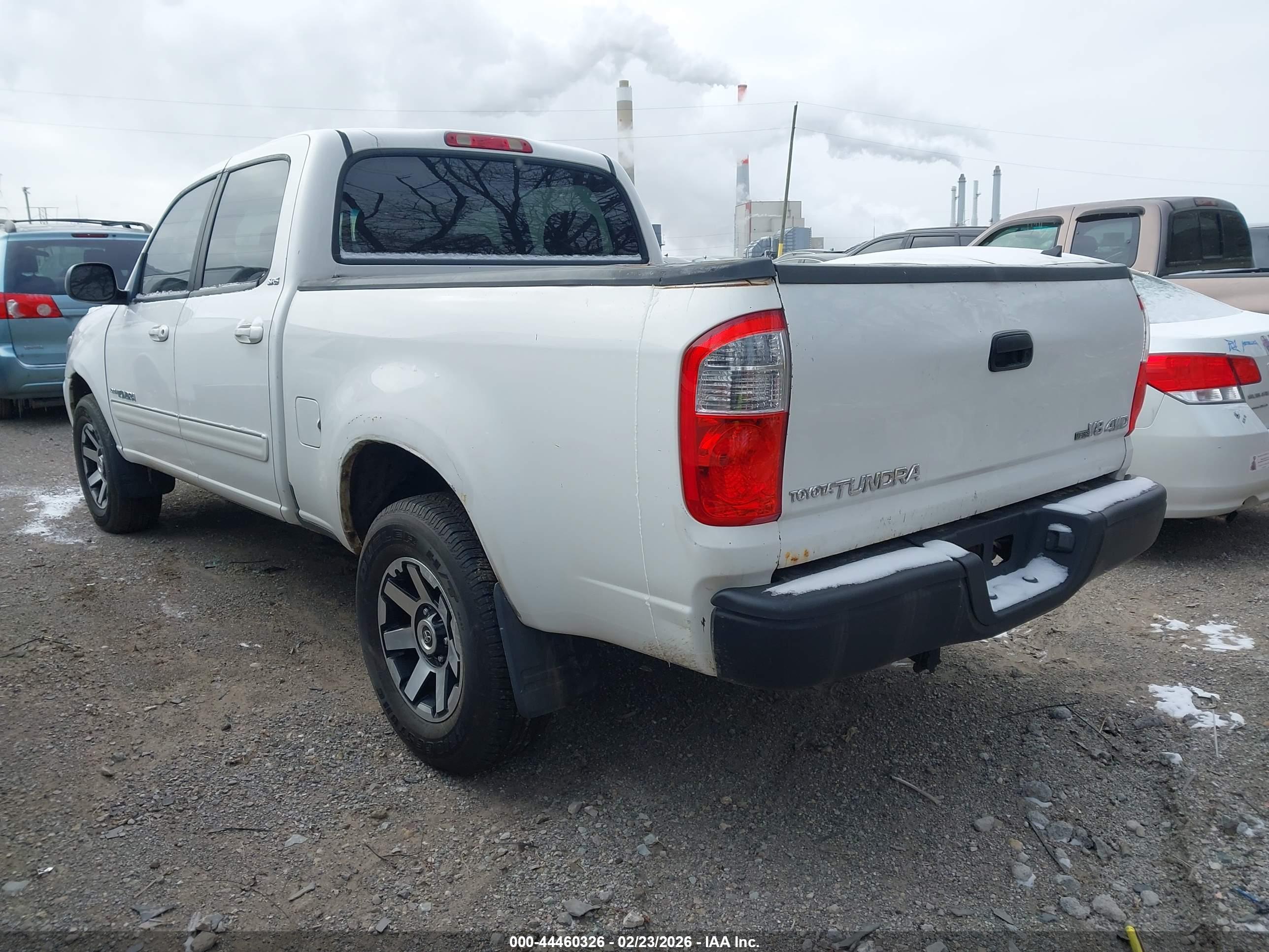 TOYOTA TUNDRA image 3