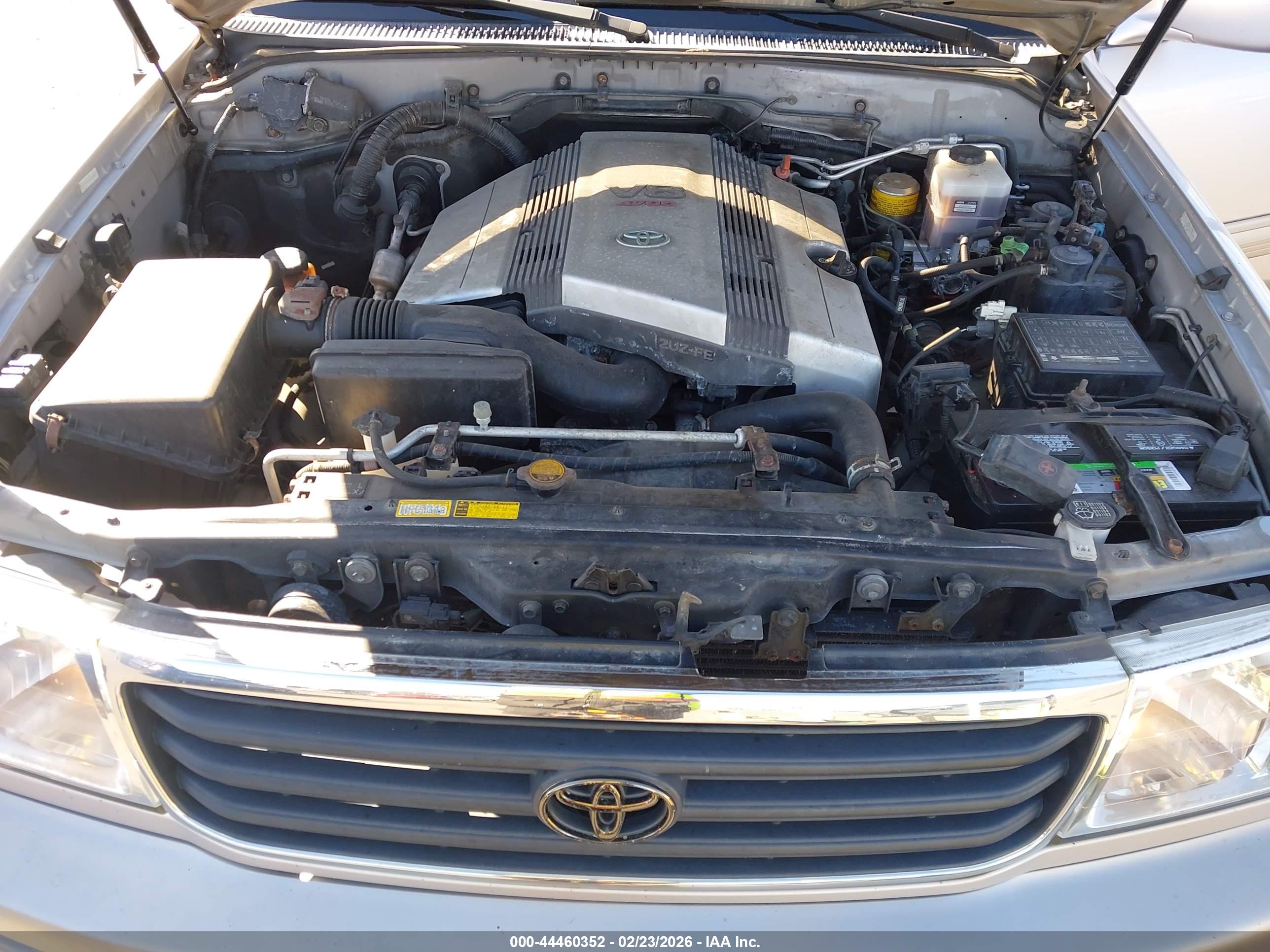 TOYOTA LAND image 10
