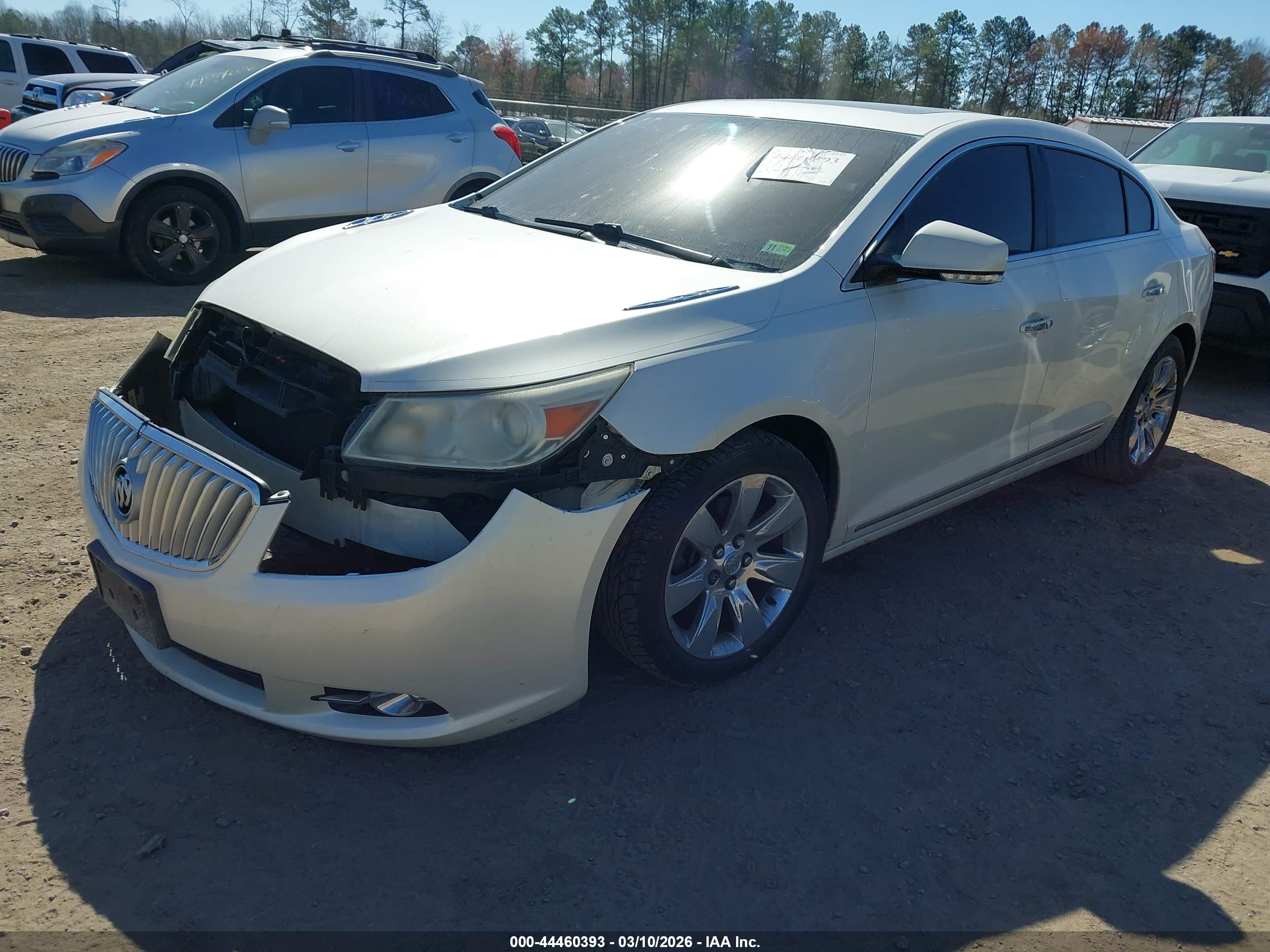 BUICK LACROSSE image 2