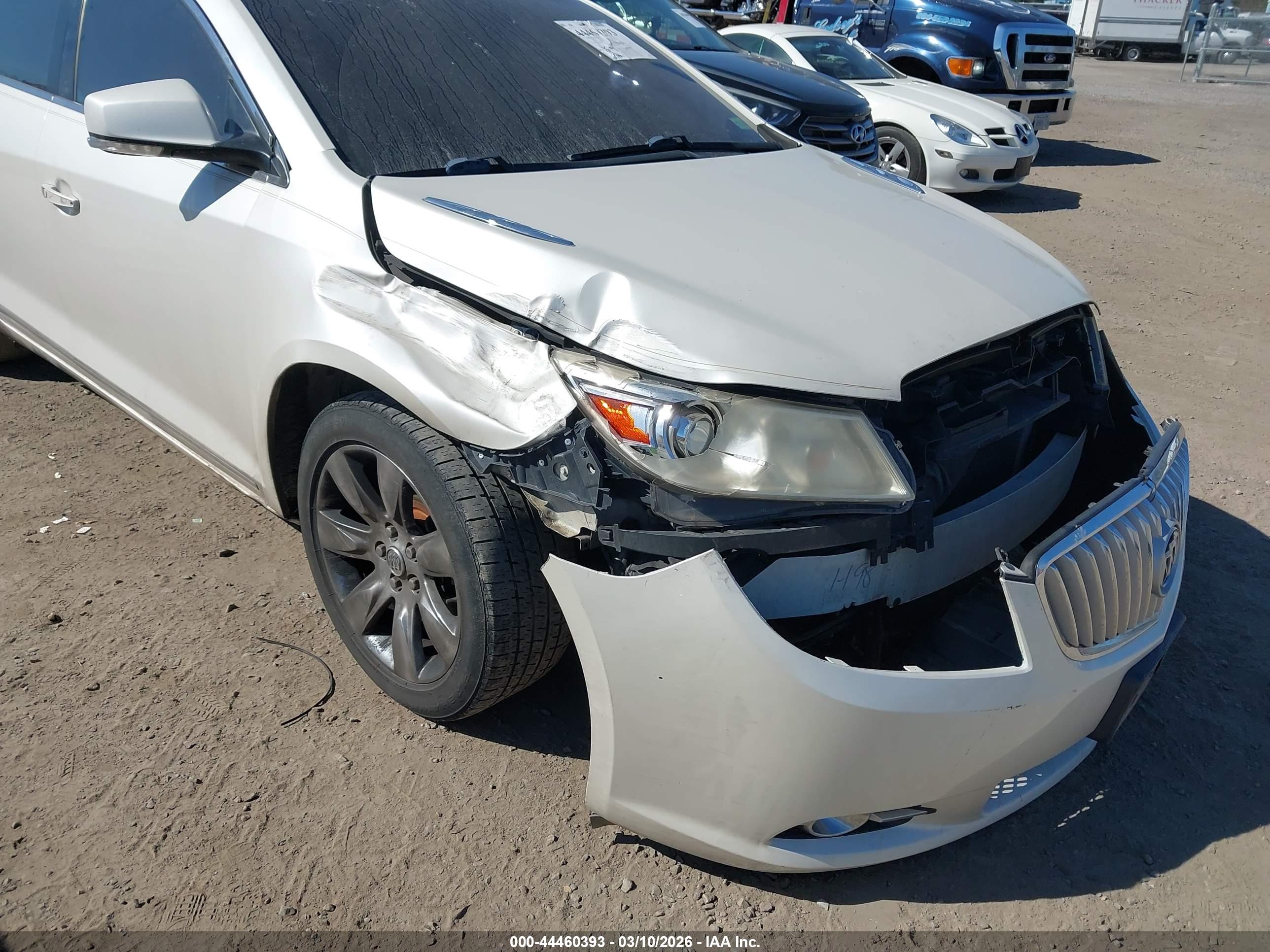 BUICK LACROSSE image 6
