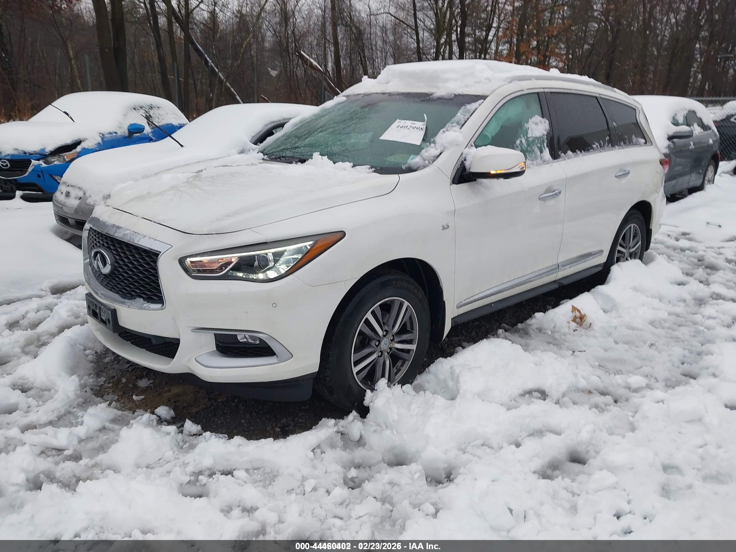 INFINITI QX60 image 2