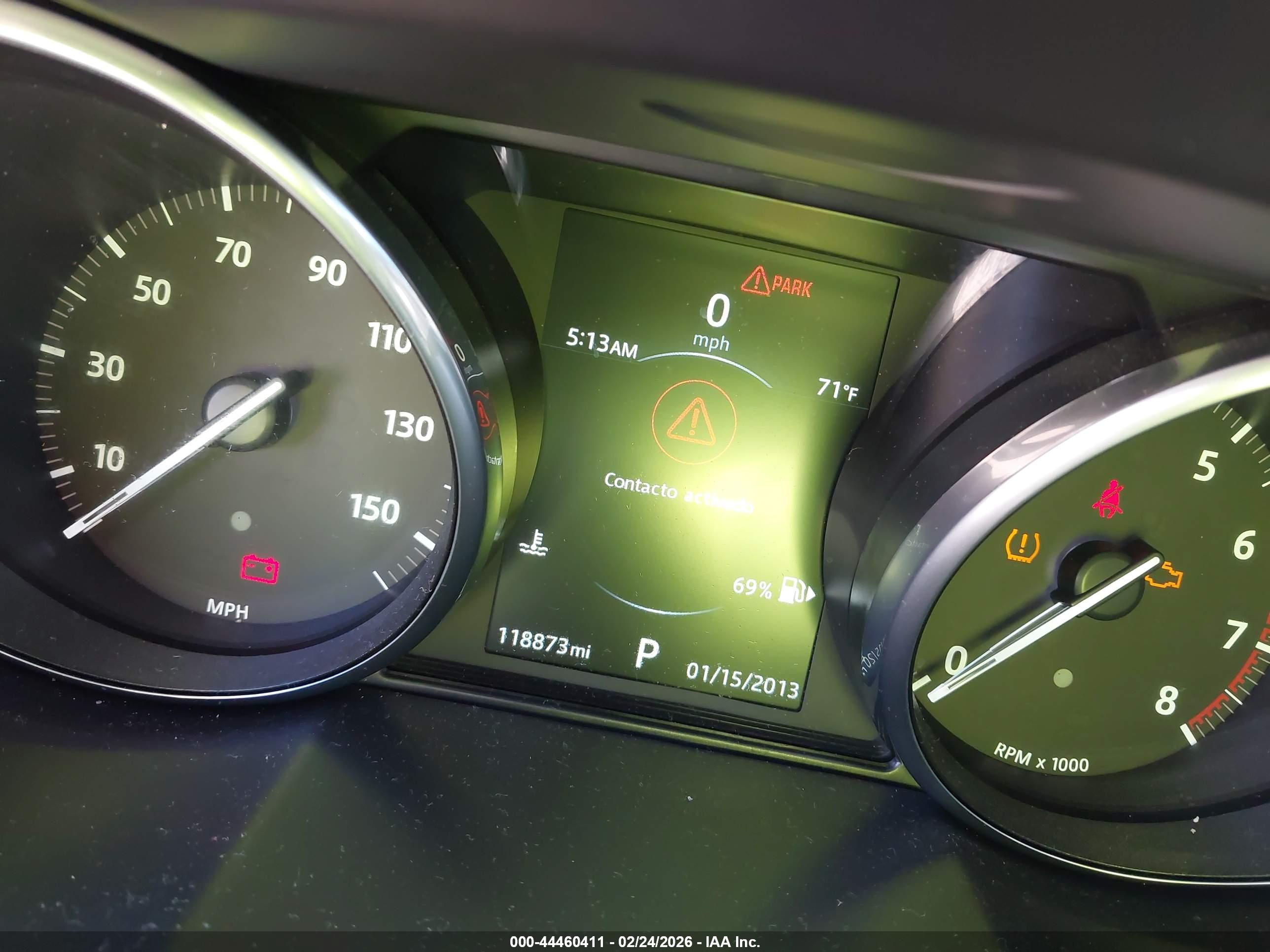 LAND ROVER image 7