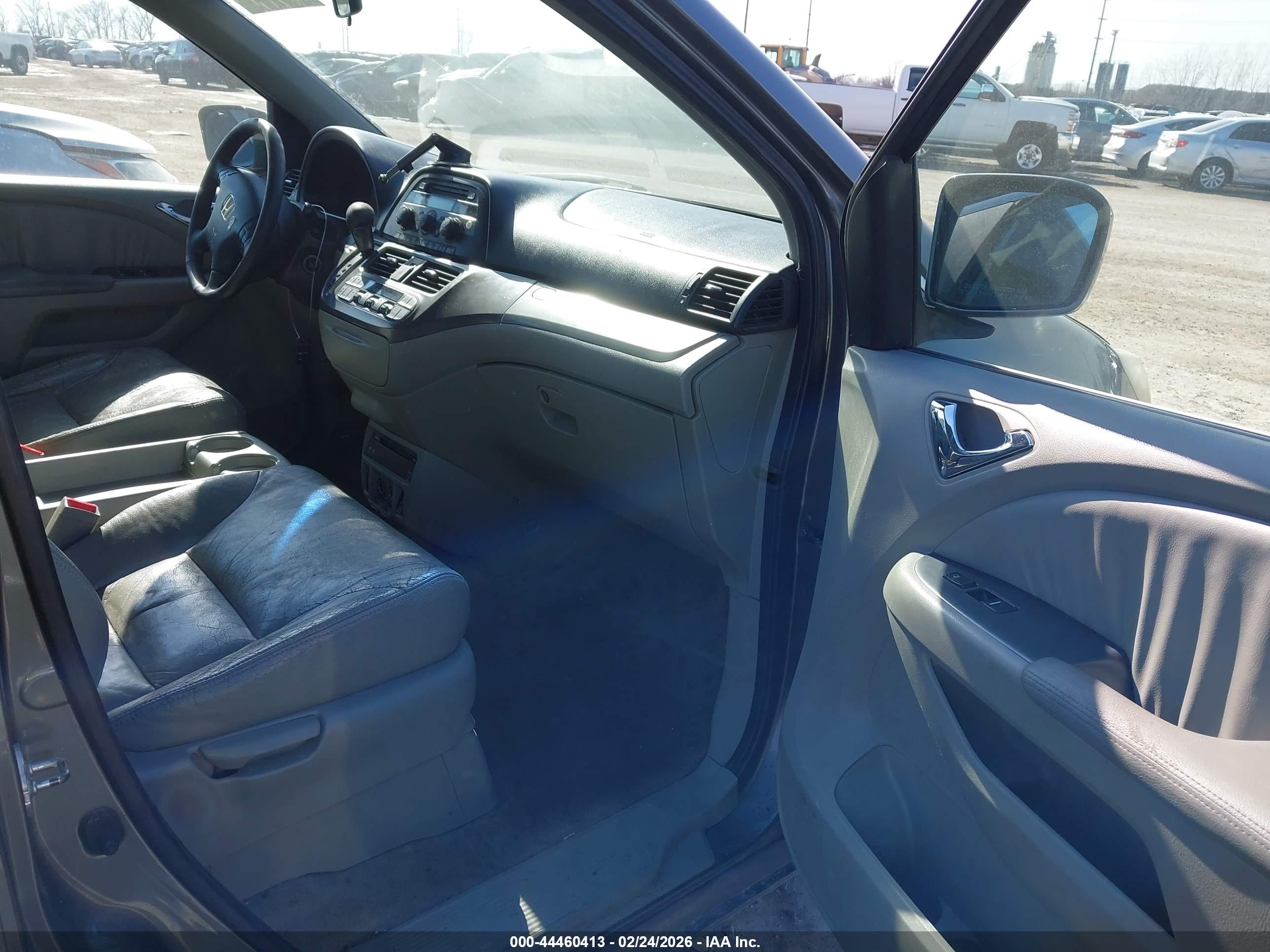 HONDA ODYSSEY image 5