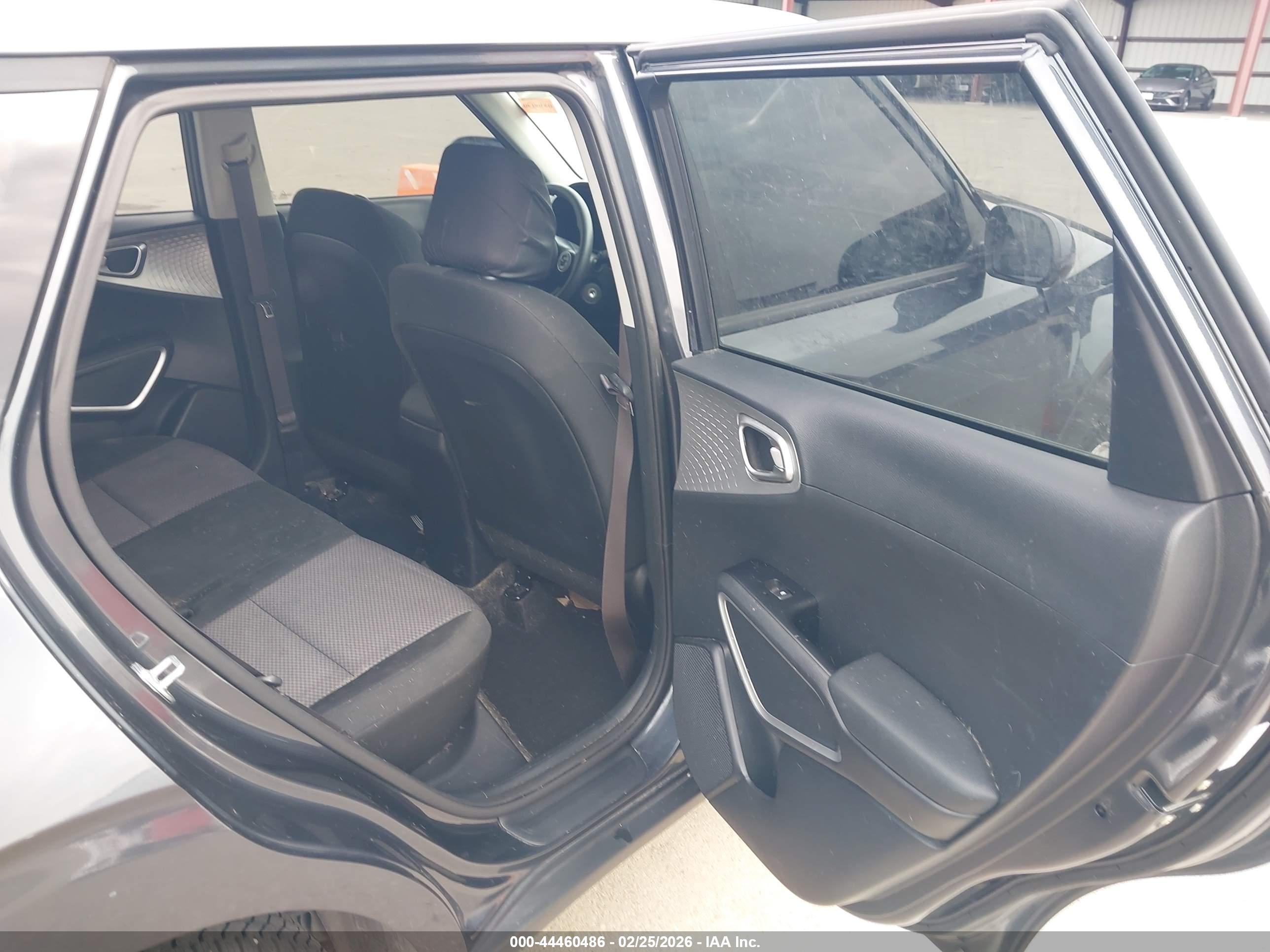 KIA SOUL image 8