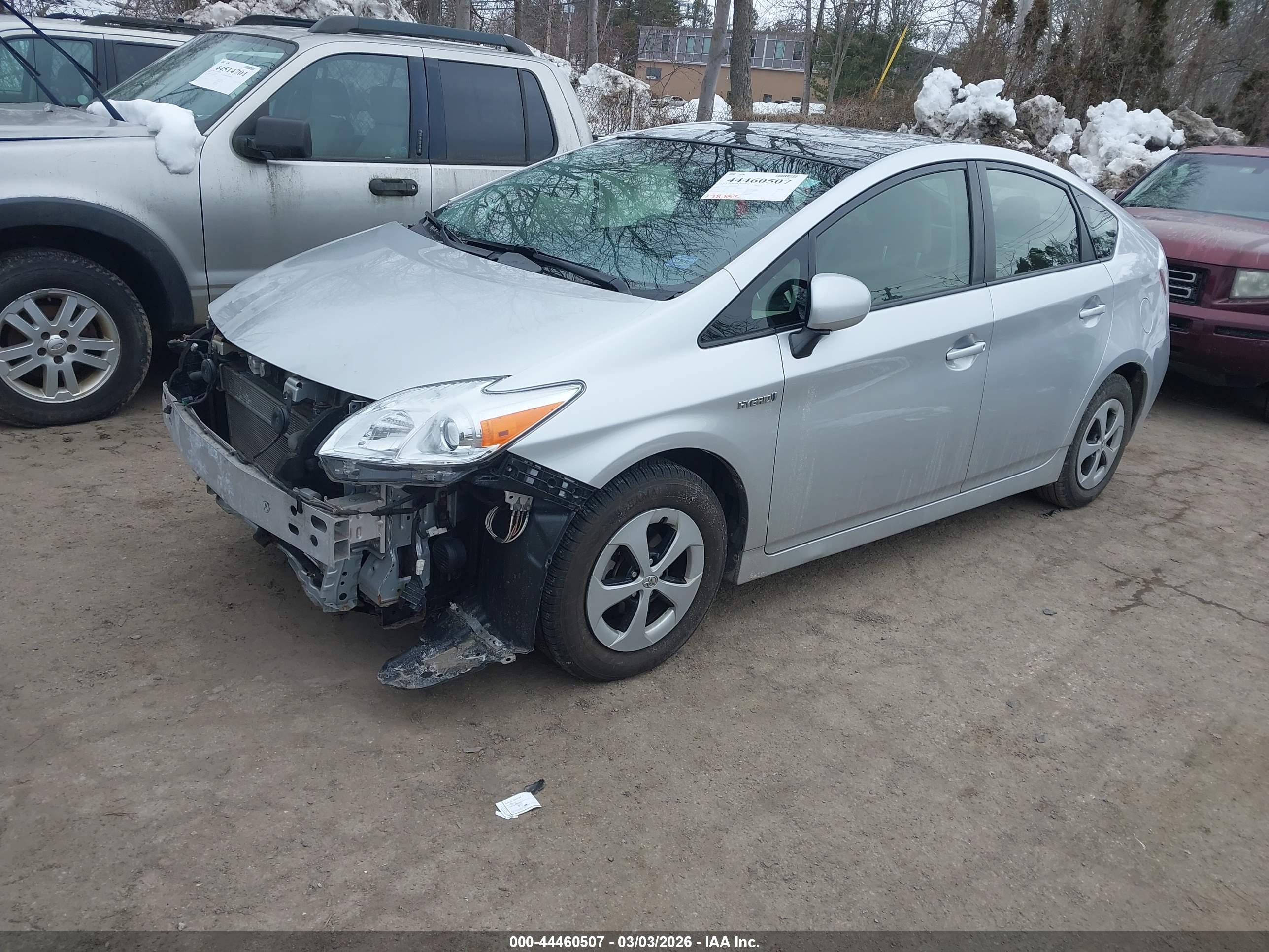 TOYOTA PRIUS image 2