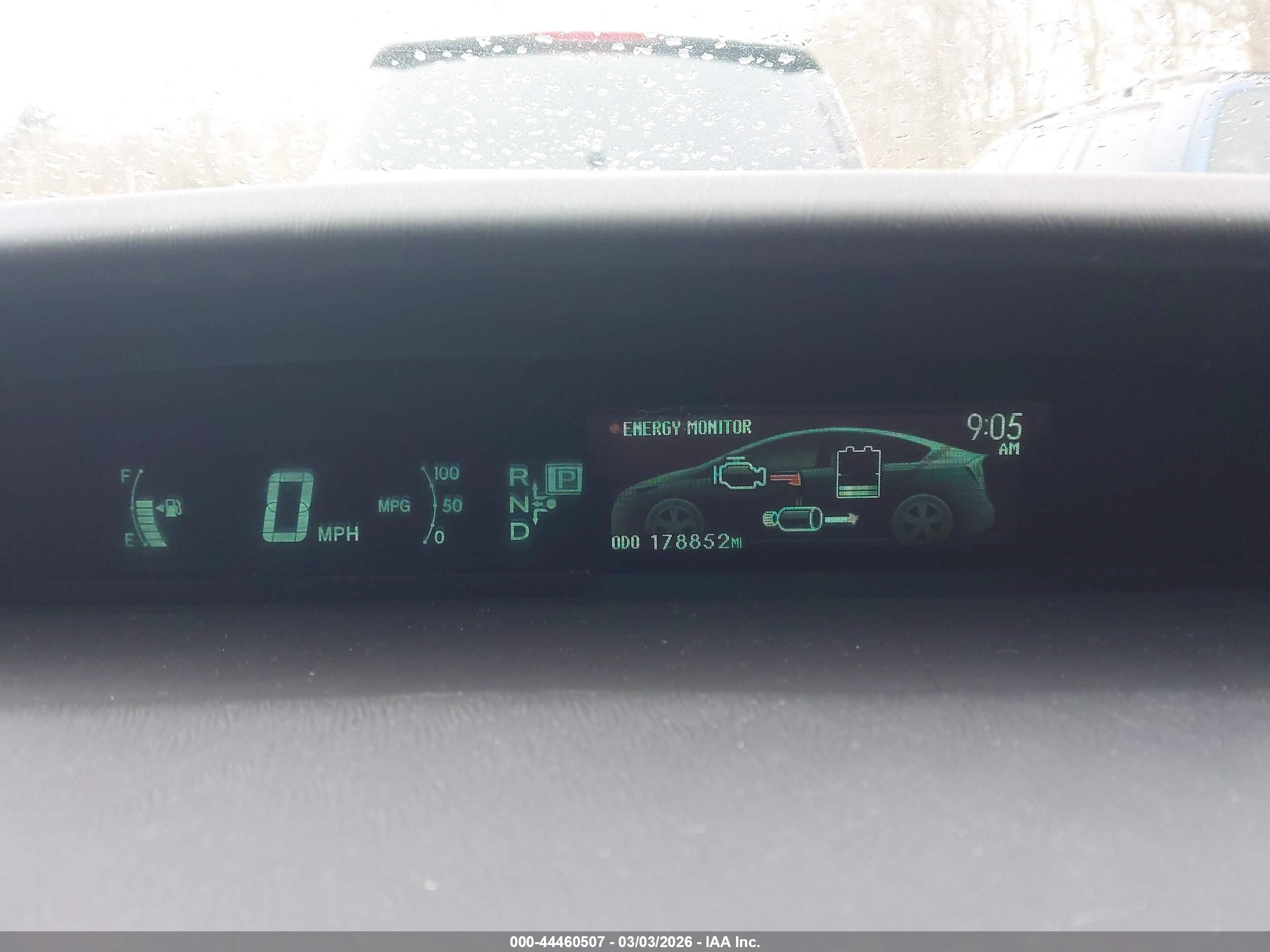 TOYOTA PRIUS image 7