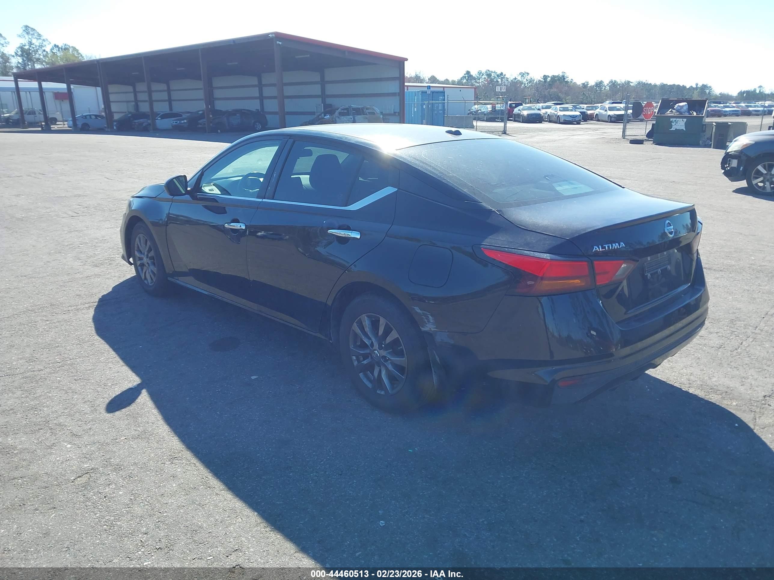NISSAN ALTIMA image 3