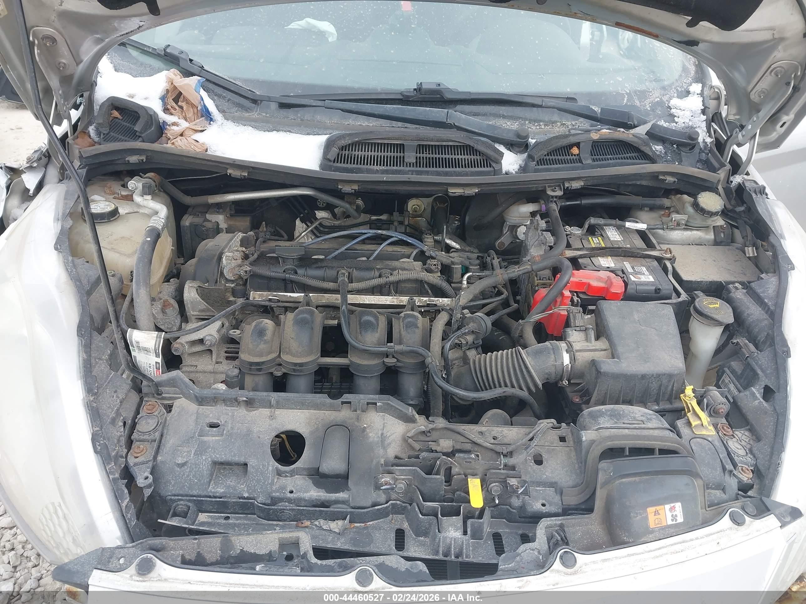 FORD FIESTA image 10