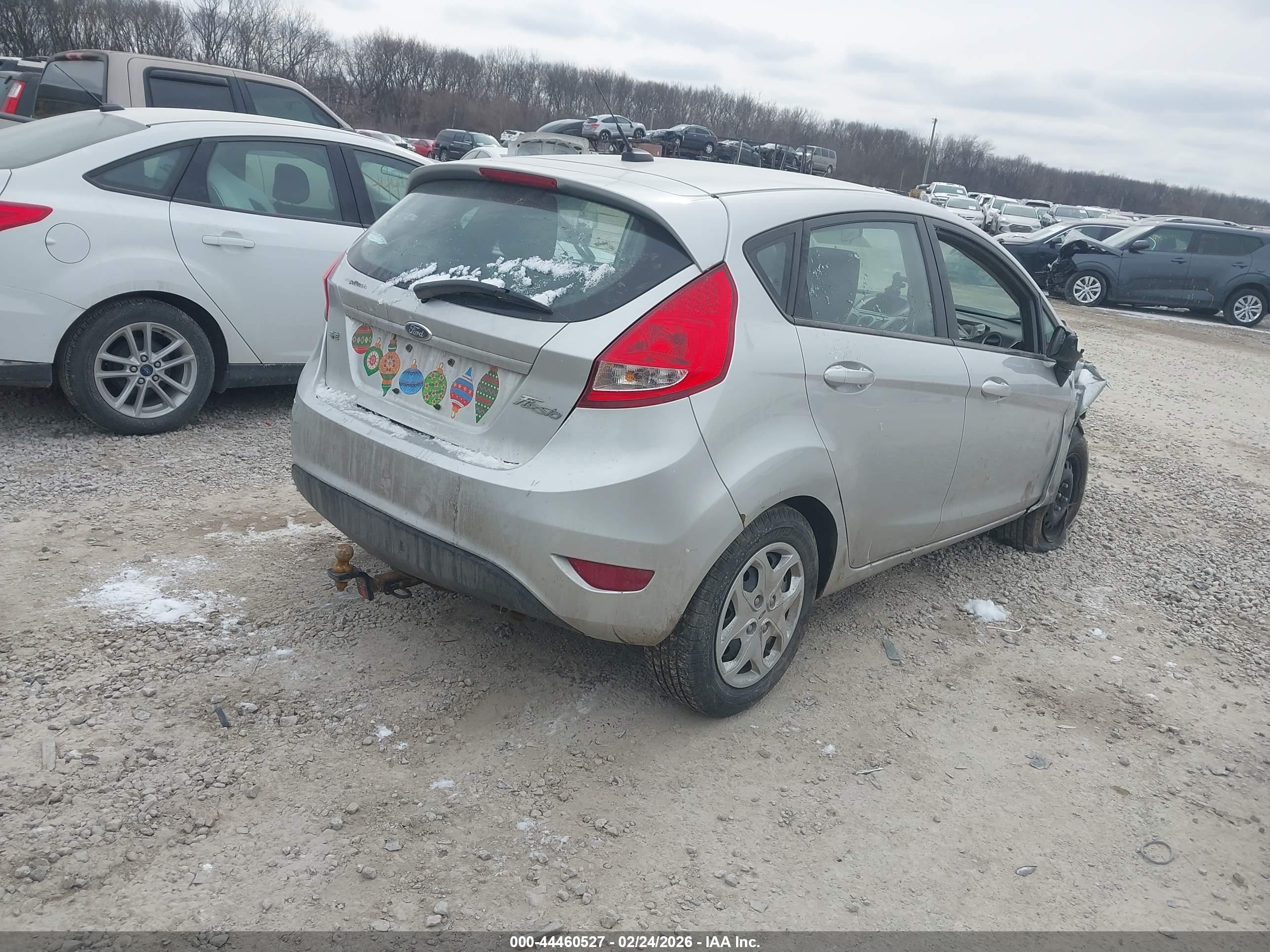 FORD FIESTA image 4
