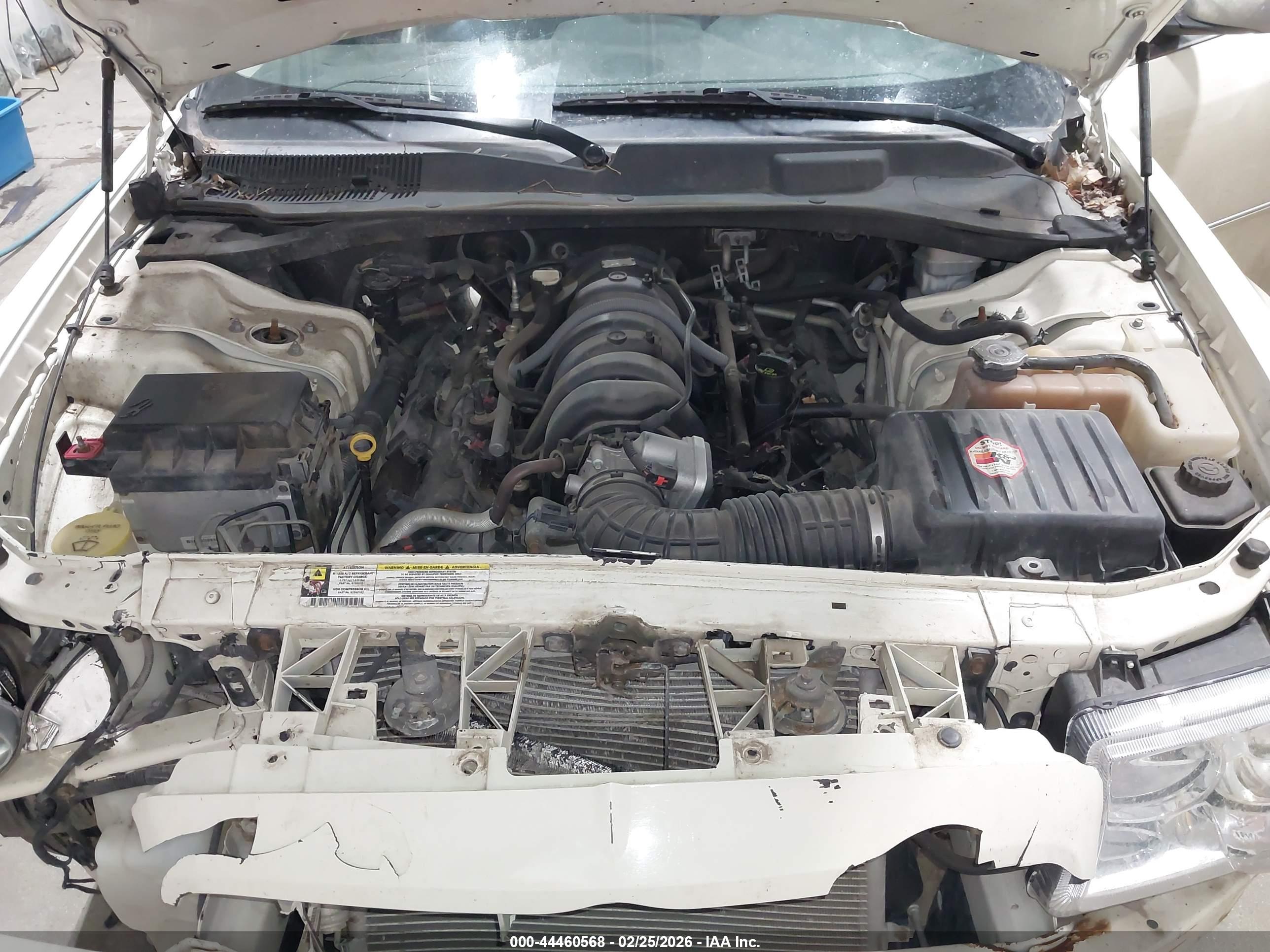 CHRYSLER 300C image 10
