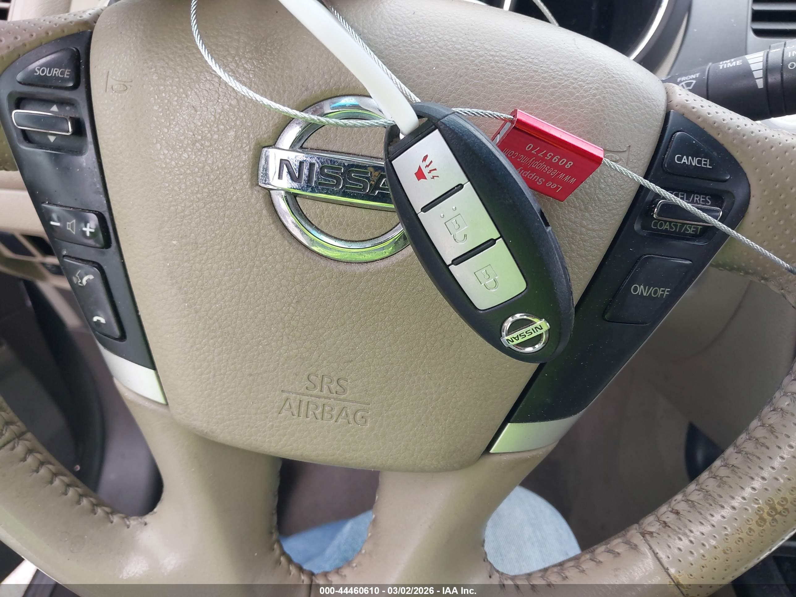 NISSAN MURANO image 11