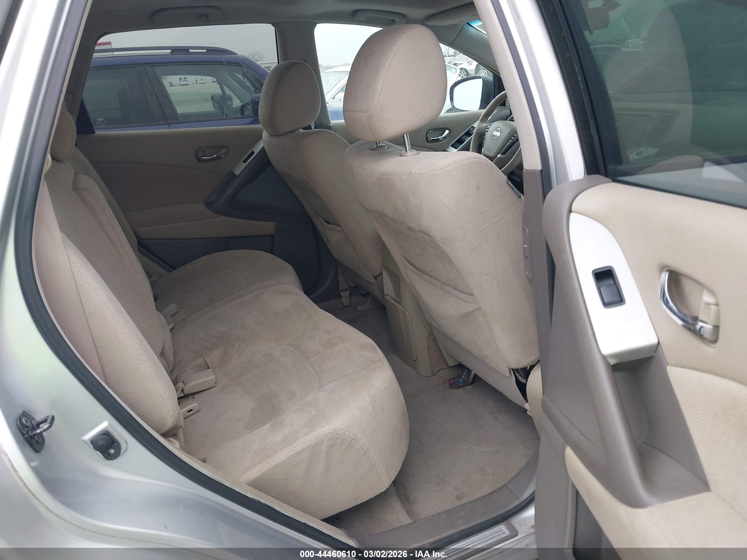 NISSAN MURANO image 8